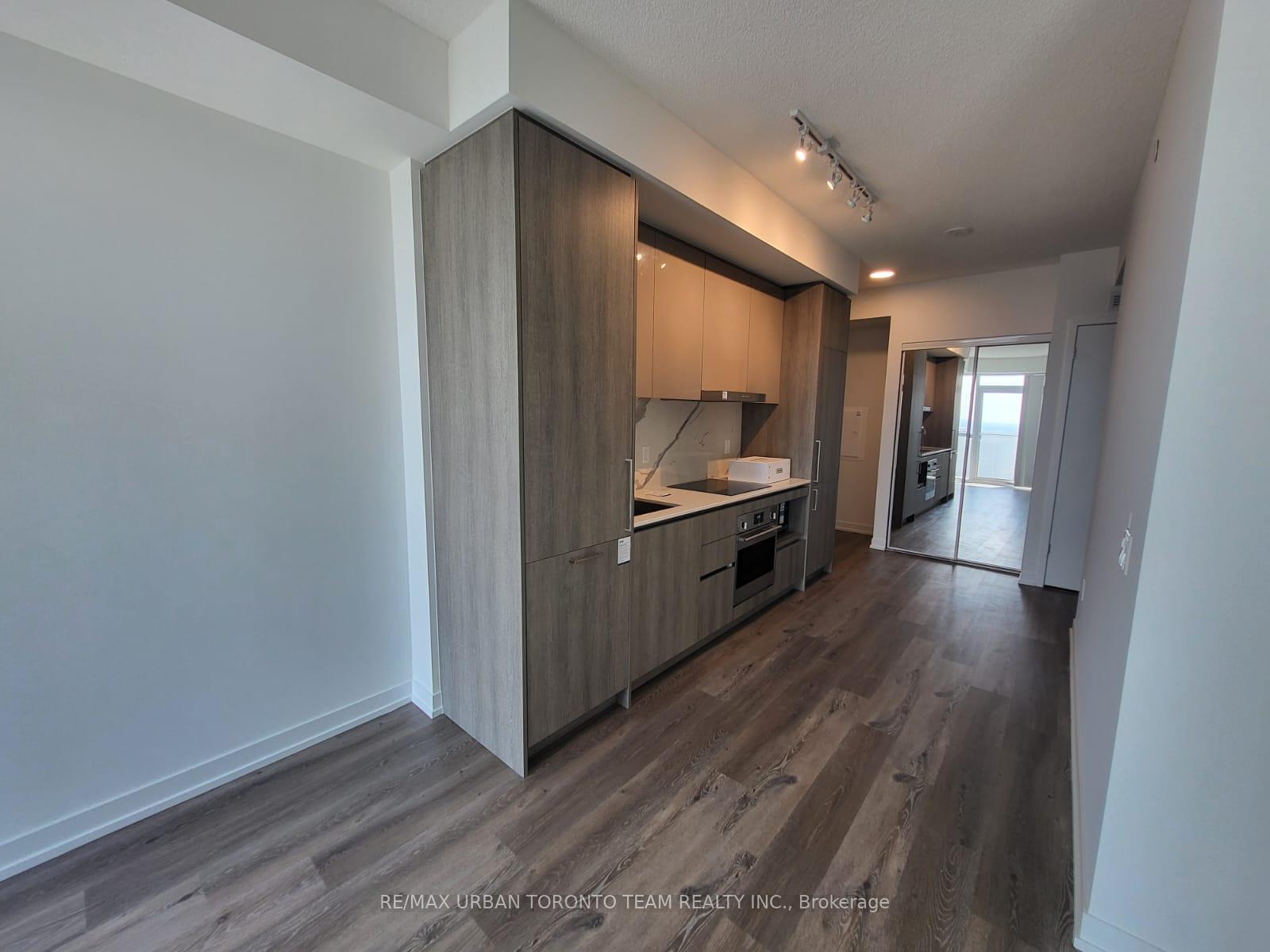 Photo 4 of Unit 4908, 225 Commerce Street, Vaughan, Vaughan Corporate Centre — HOMEH