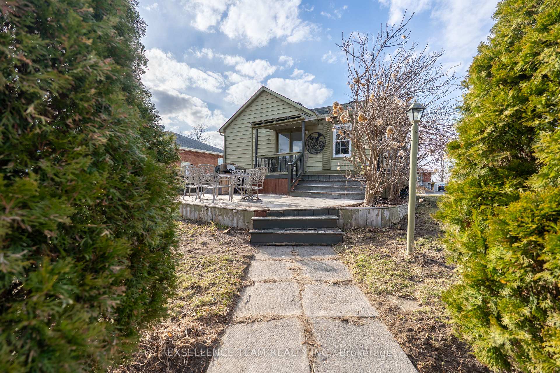 Photo 5 of 203 Fifteenth Street W, Cornwall — HOMEH
