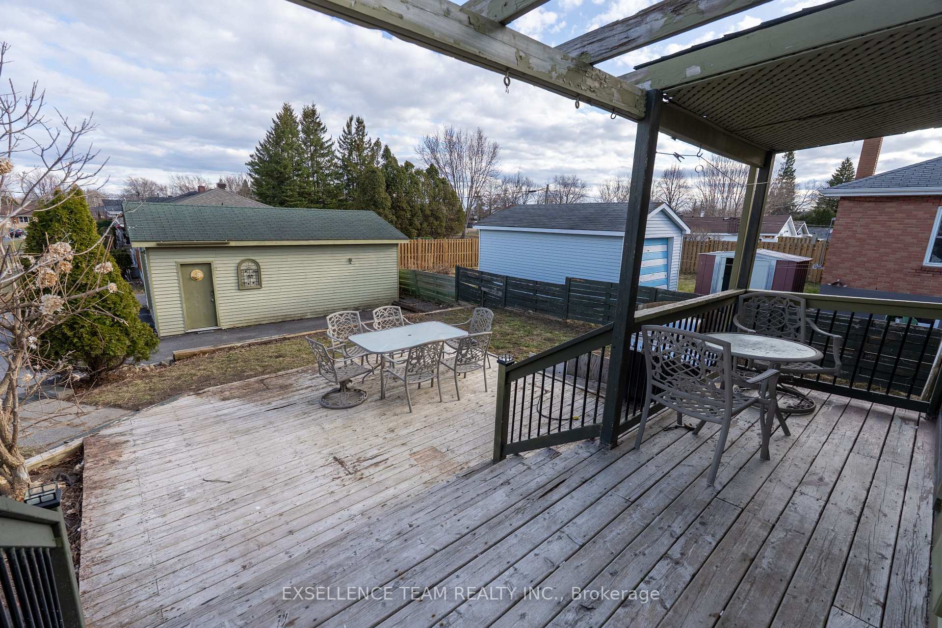 Photo 6 of 203 Fifteenth Street W, Cornwall — HOMEH
