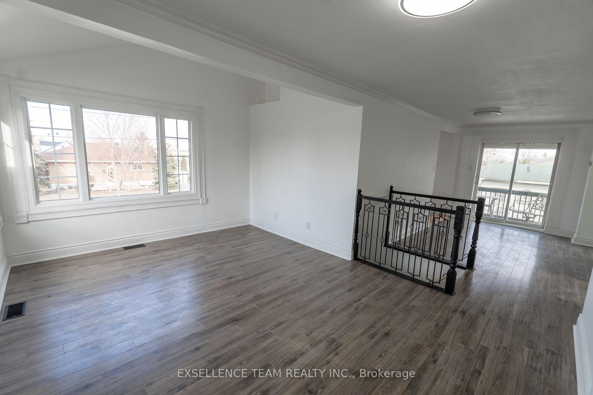 Photo 11 of 203 Fifteenth Street W, Cornwall — HOMEH