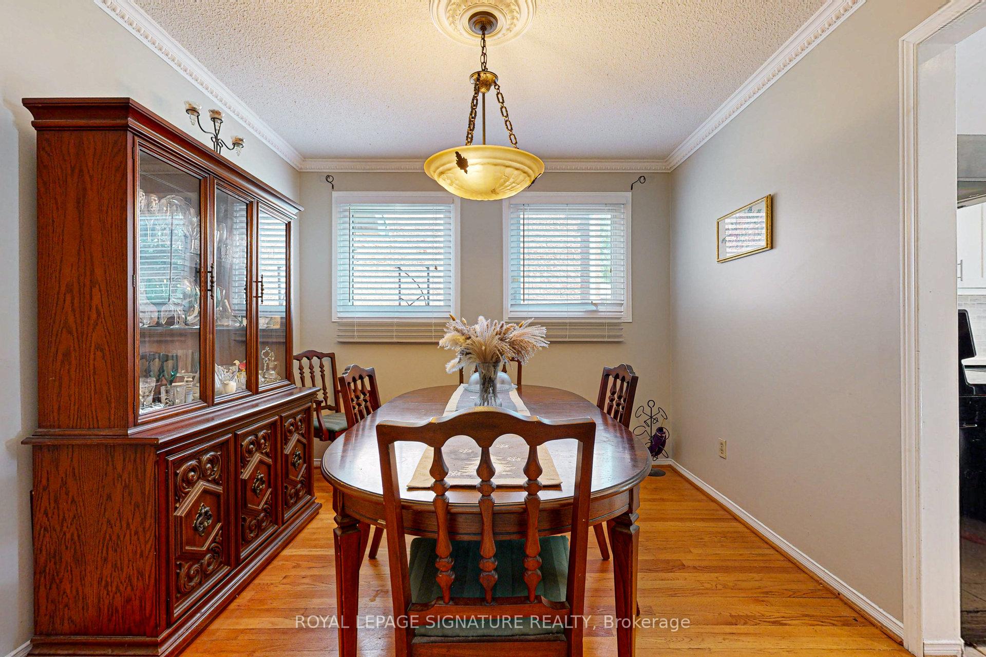 Photo 6 of 135 William Stephenson Drive, Whitby, Blue Grass Meadows — HOMEH