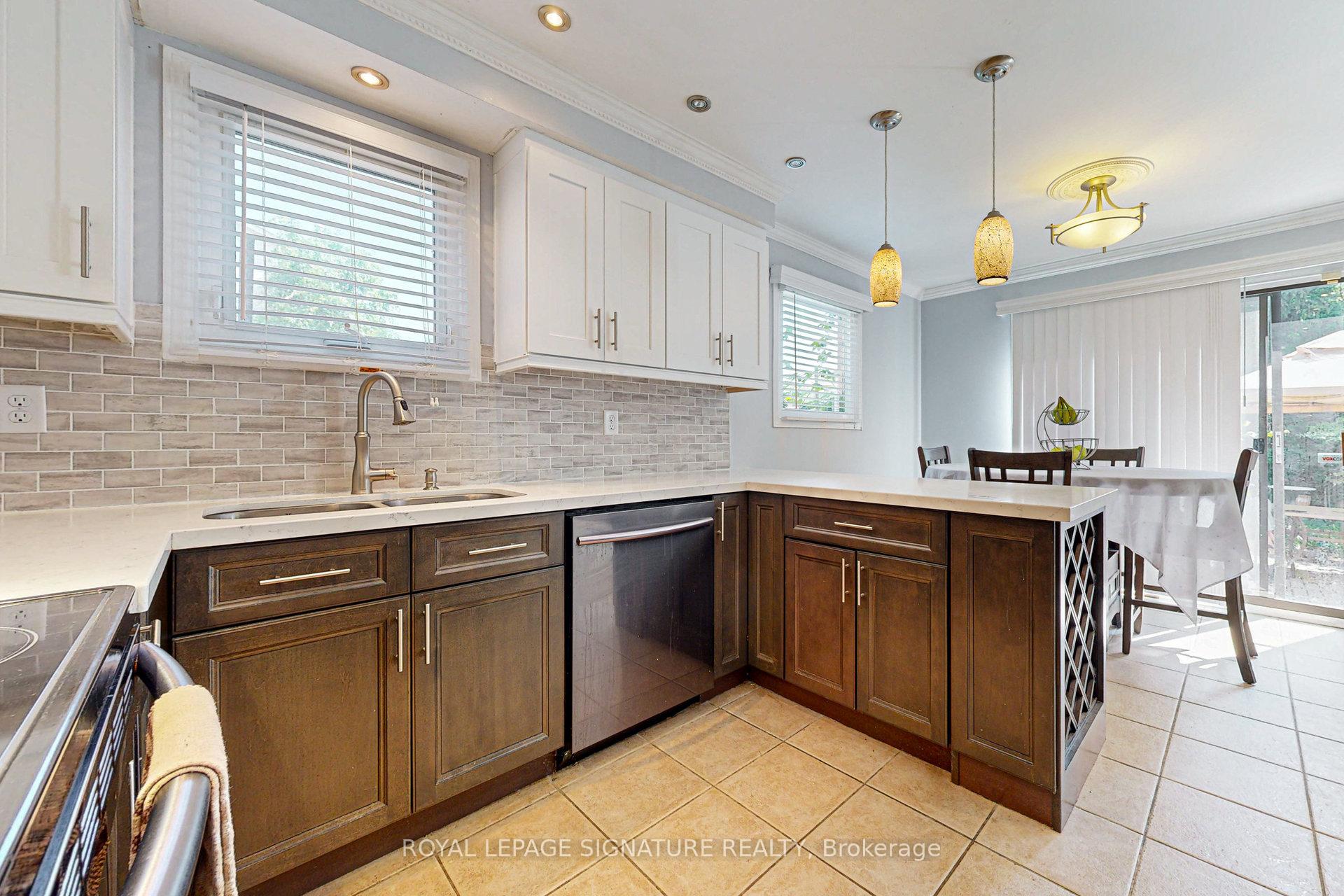 Photo 29 of 135 William Stephenson Drive, Whitby, Blue Grass Meadows — HOMEH