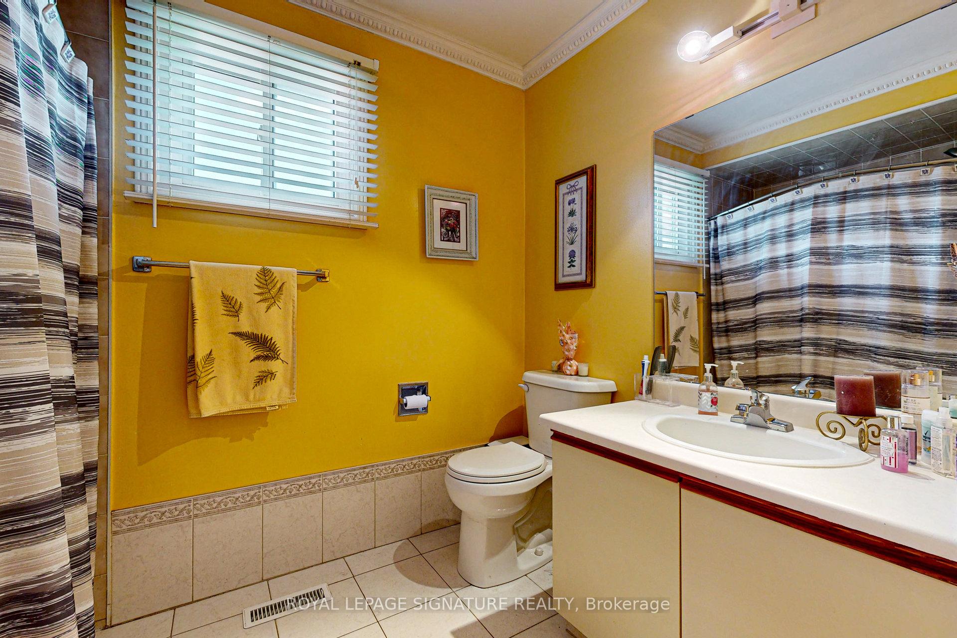 Photo 16 of 135 William Stephenson Drive, Whitby, Blue Grass Meadows — HOMEH