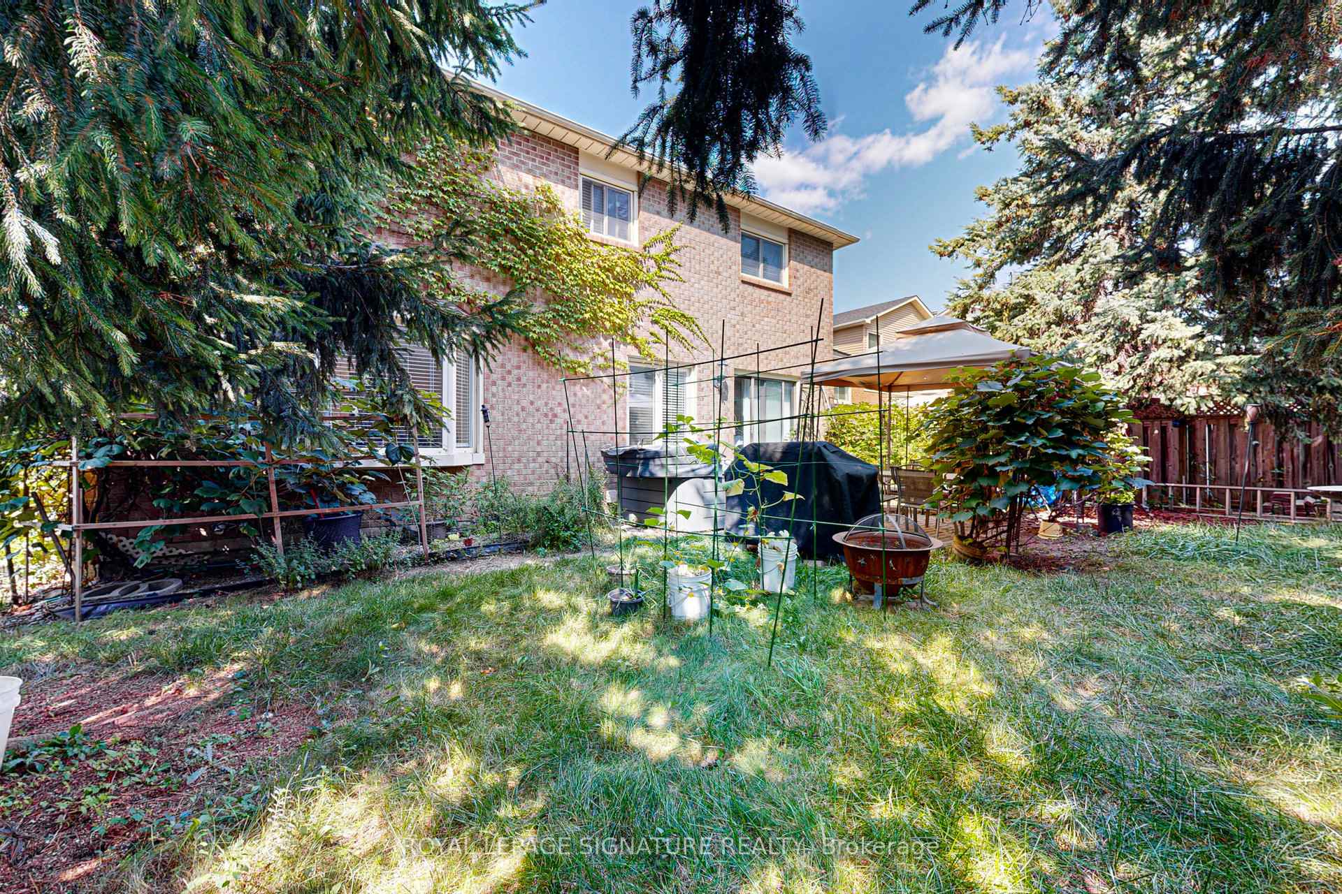 Photo 36 of 135 William Stephenson Drive, Whitby, Blue Grass Meadows — HOMEH