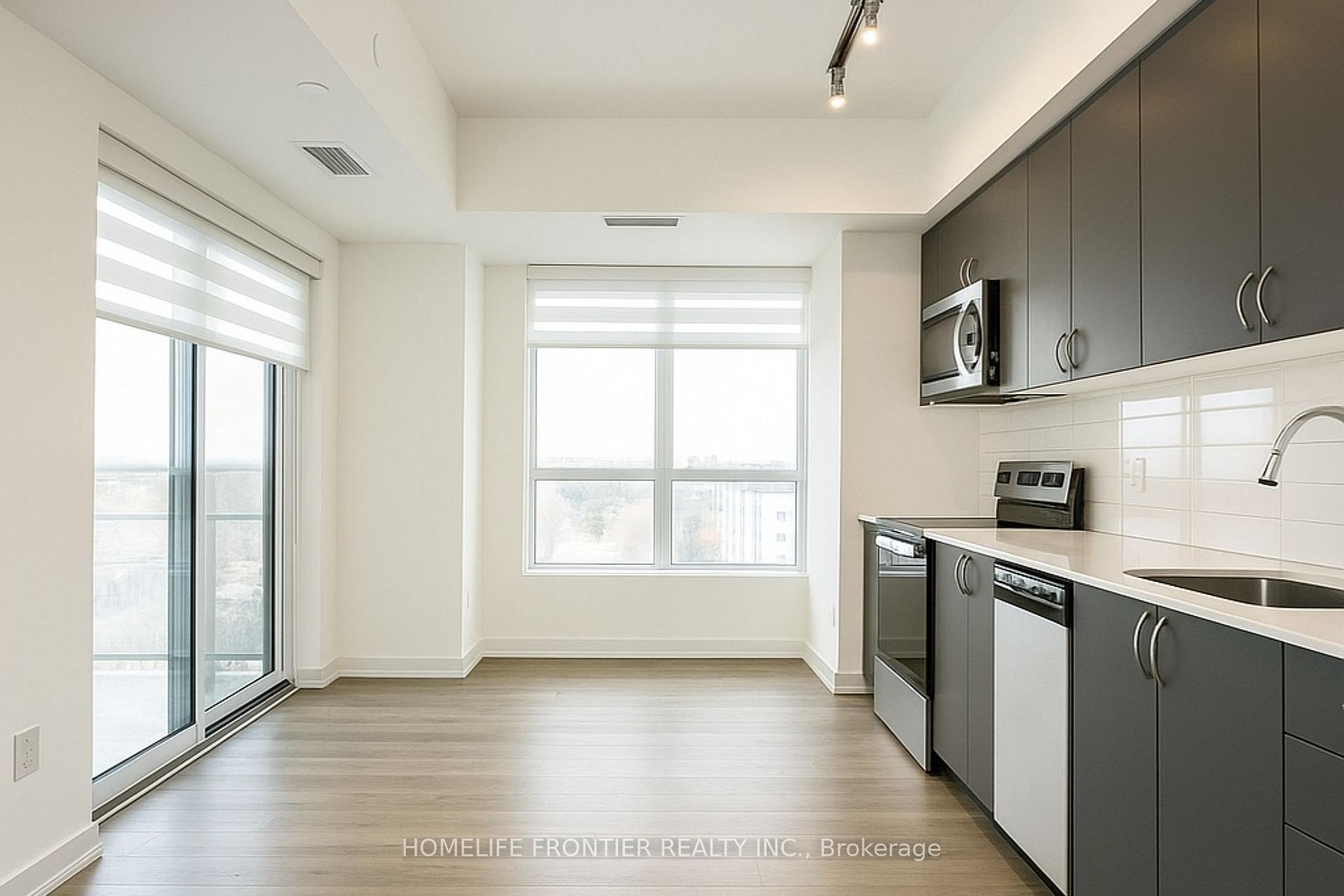 Photo 3 of Unit 906, 56 Lakeside Terrace, Barrie, Little Lake — HOMEH