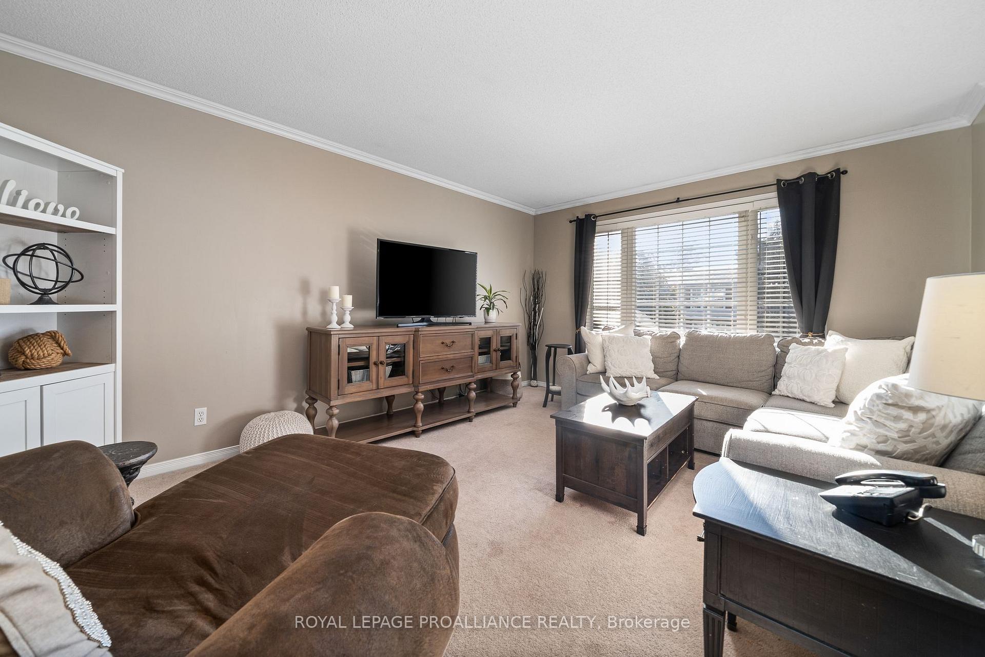 Photo 14 of 25 Faraday Gardens, Belleville, Belleville Ward — HOMEH