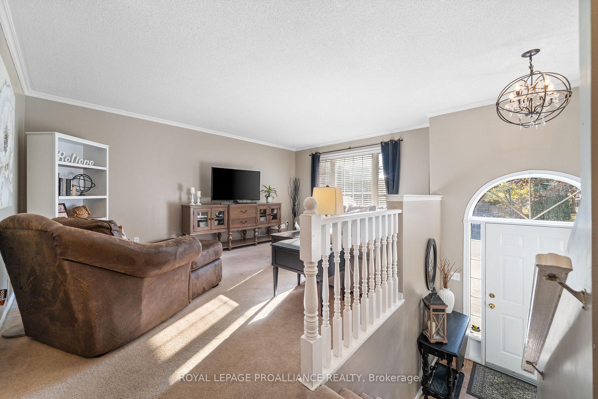 Photo 19 of 25 Faraday Gardens, Belleville, Belleville Ward — HOMEH