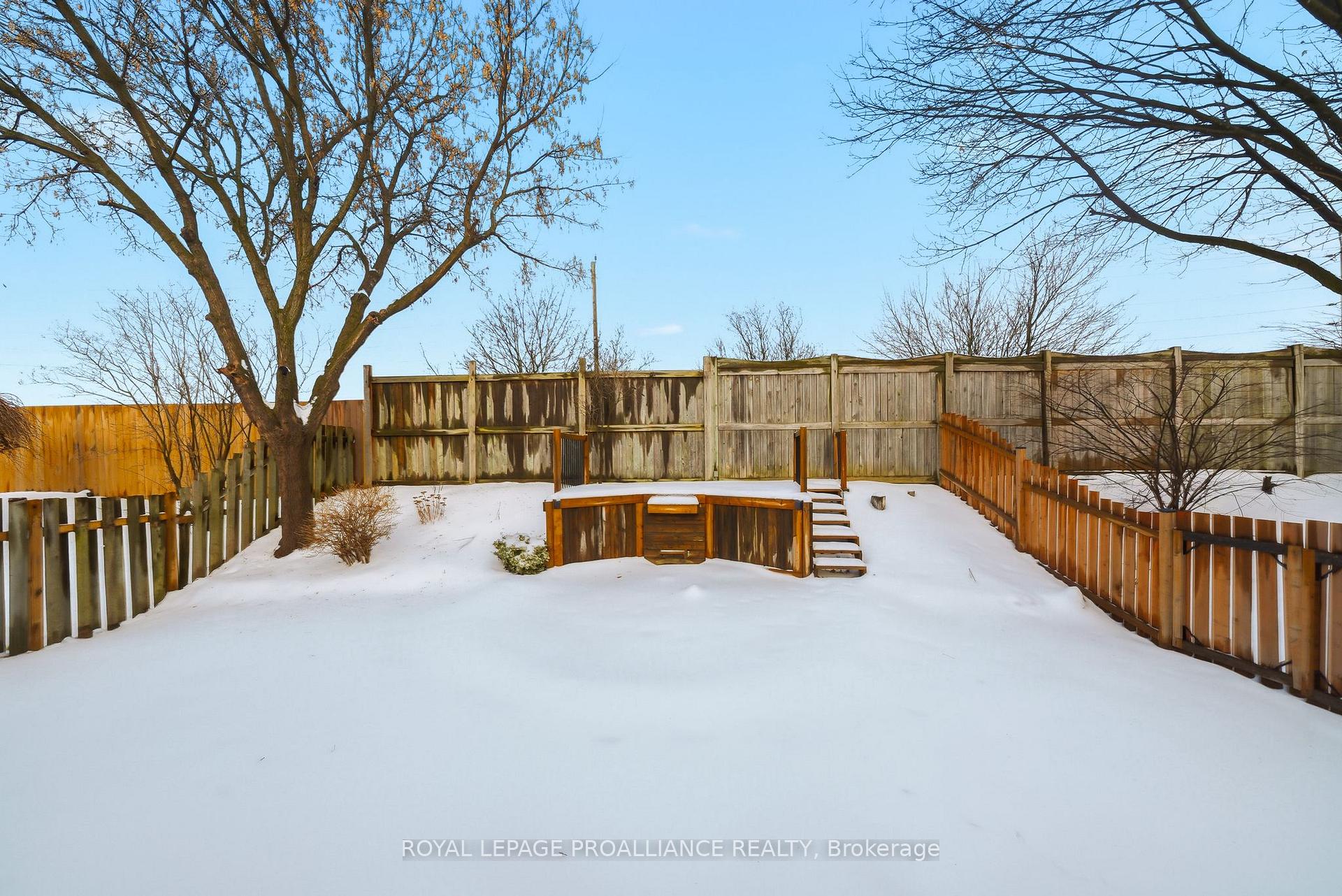 Photo 29 of 25 Faraday Gardens, Belleville, Belleville Ward — HOMEH