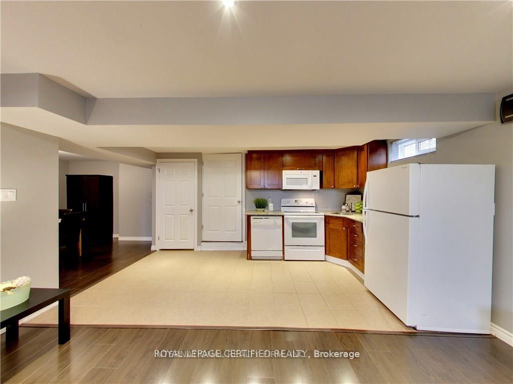 Photo 4 of Unit Basement, 5 Regis Court, Hamilton, Stoney Creek — HOMEH