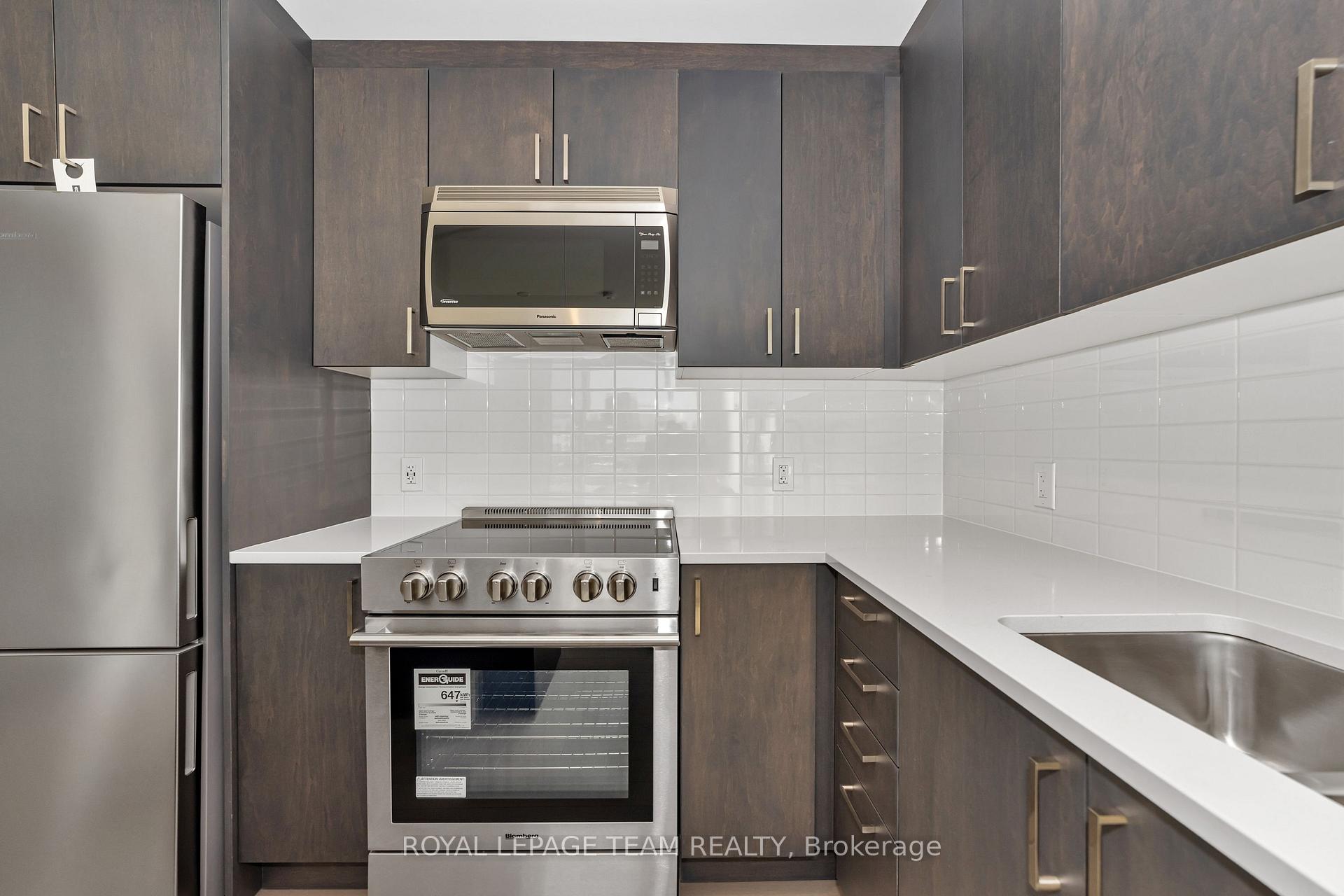 Photo 6 of Unit 306, 360 Deschatelets Avenue, Ottawa, Ottawa East — HOMEH