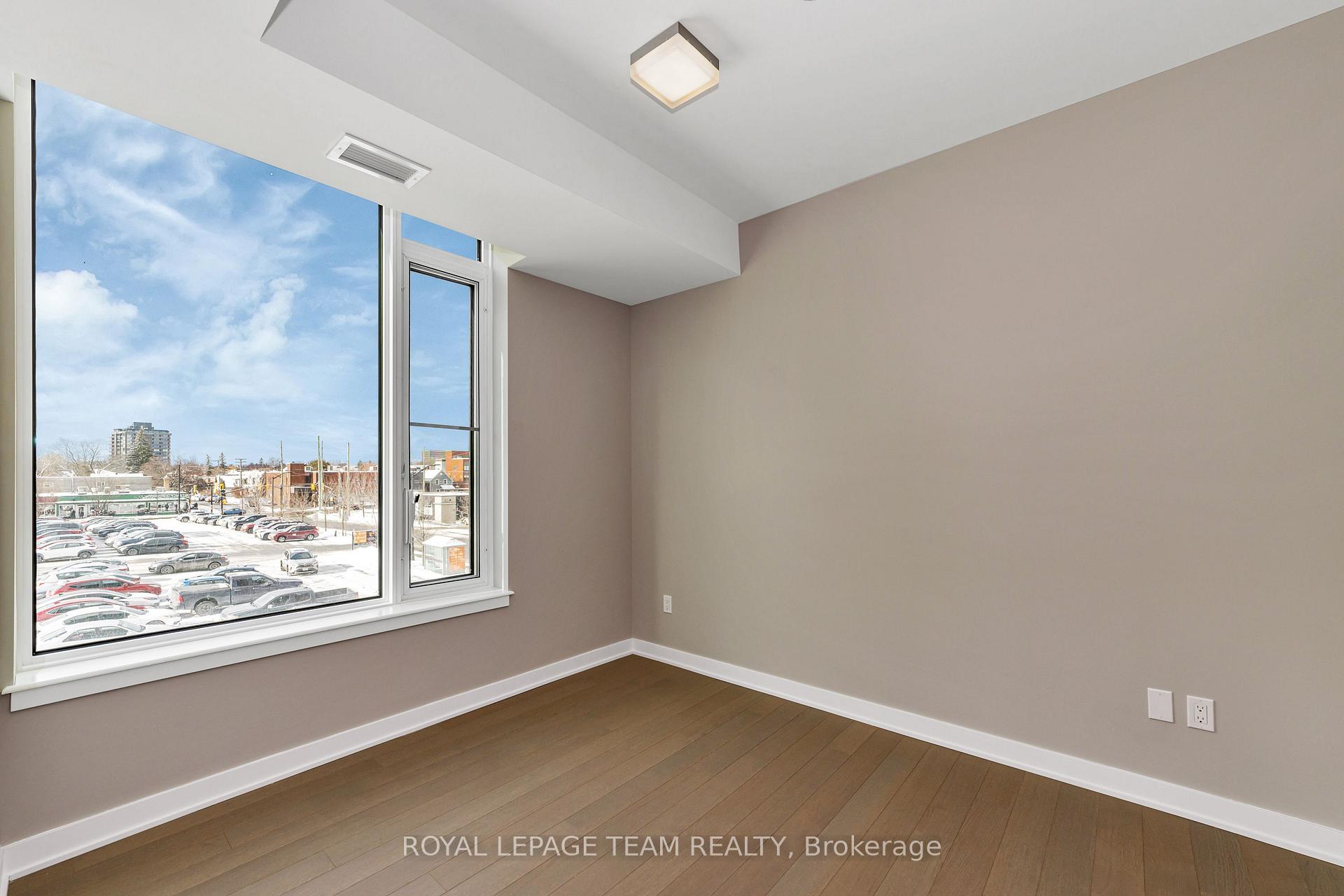 Photo 13 of Unit 306, 360 Deschatelets Avenue, Ottawa, Ottawa East — HOMEH