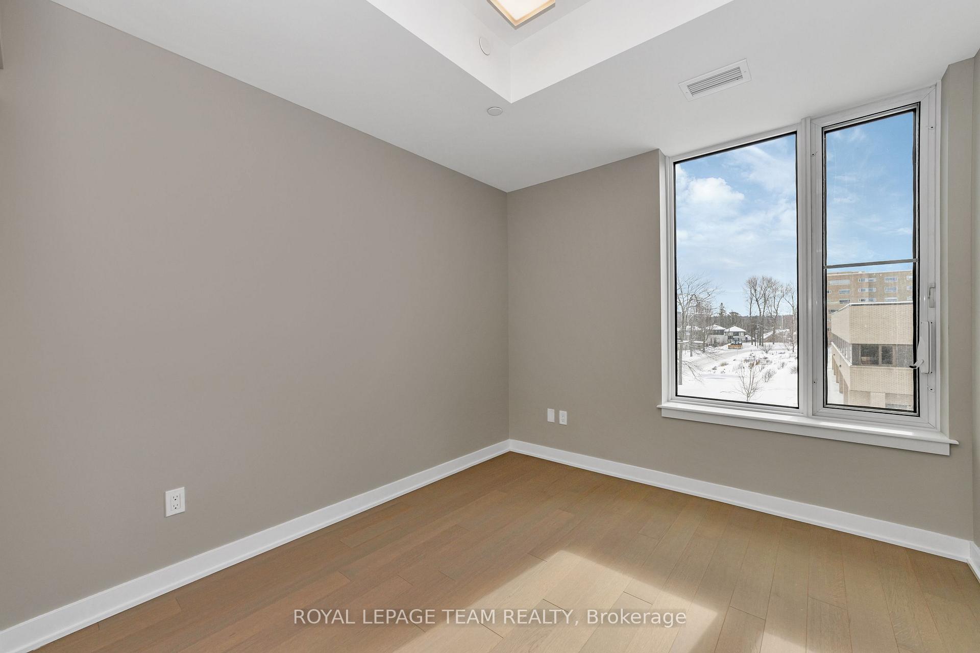 Photo 10 of Unit 306, 360 Deschatelets Avenue, Ottawa, Ottawa East — HOMEH