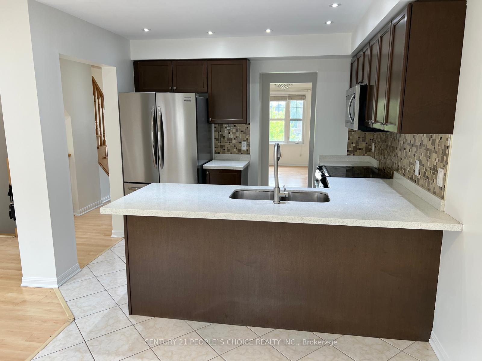 Photo 23 of 15 Lanternlight Lane, Brampton, Brampton North — HOMEH