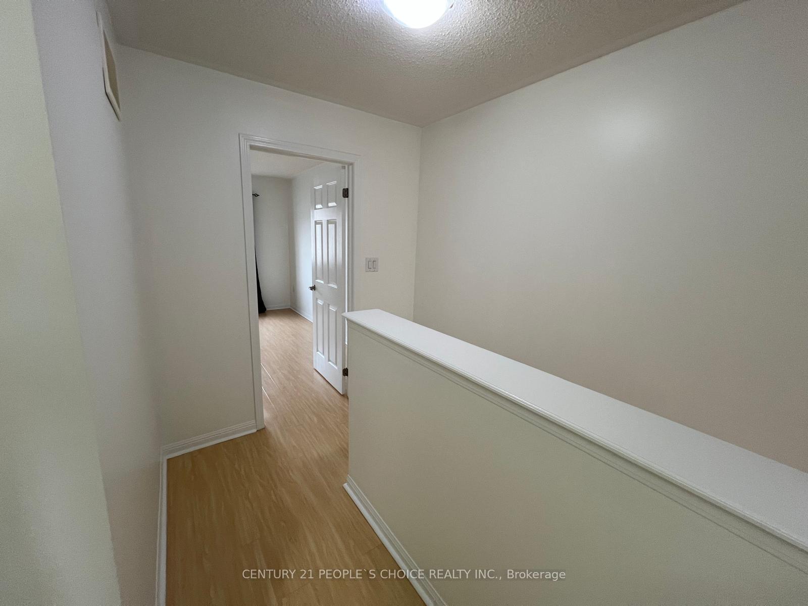 Photo 13 of 15 Lanternlight Lane, Brampton, Brampton North — HOMEH