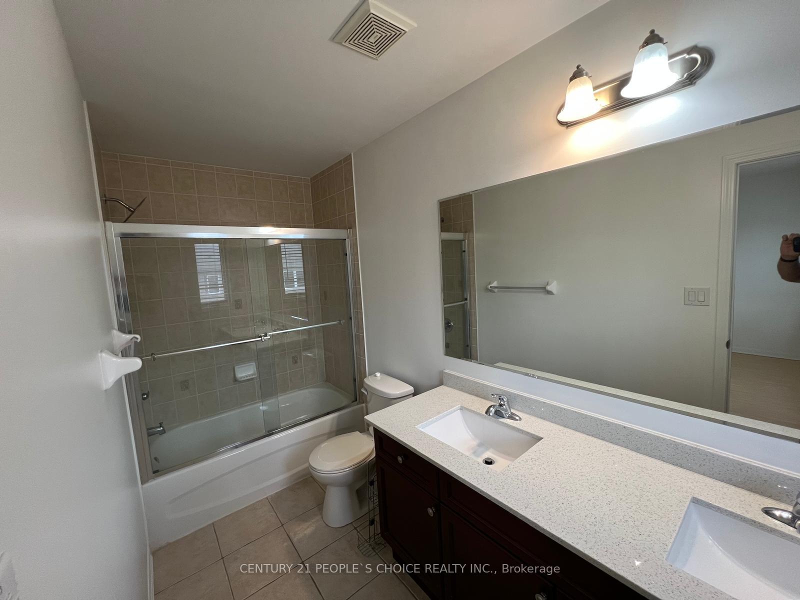 Photo 15 of 15 Lanternlight Lane, Brampton, Brampton North — HOMEH