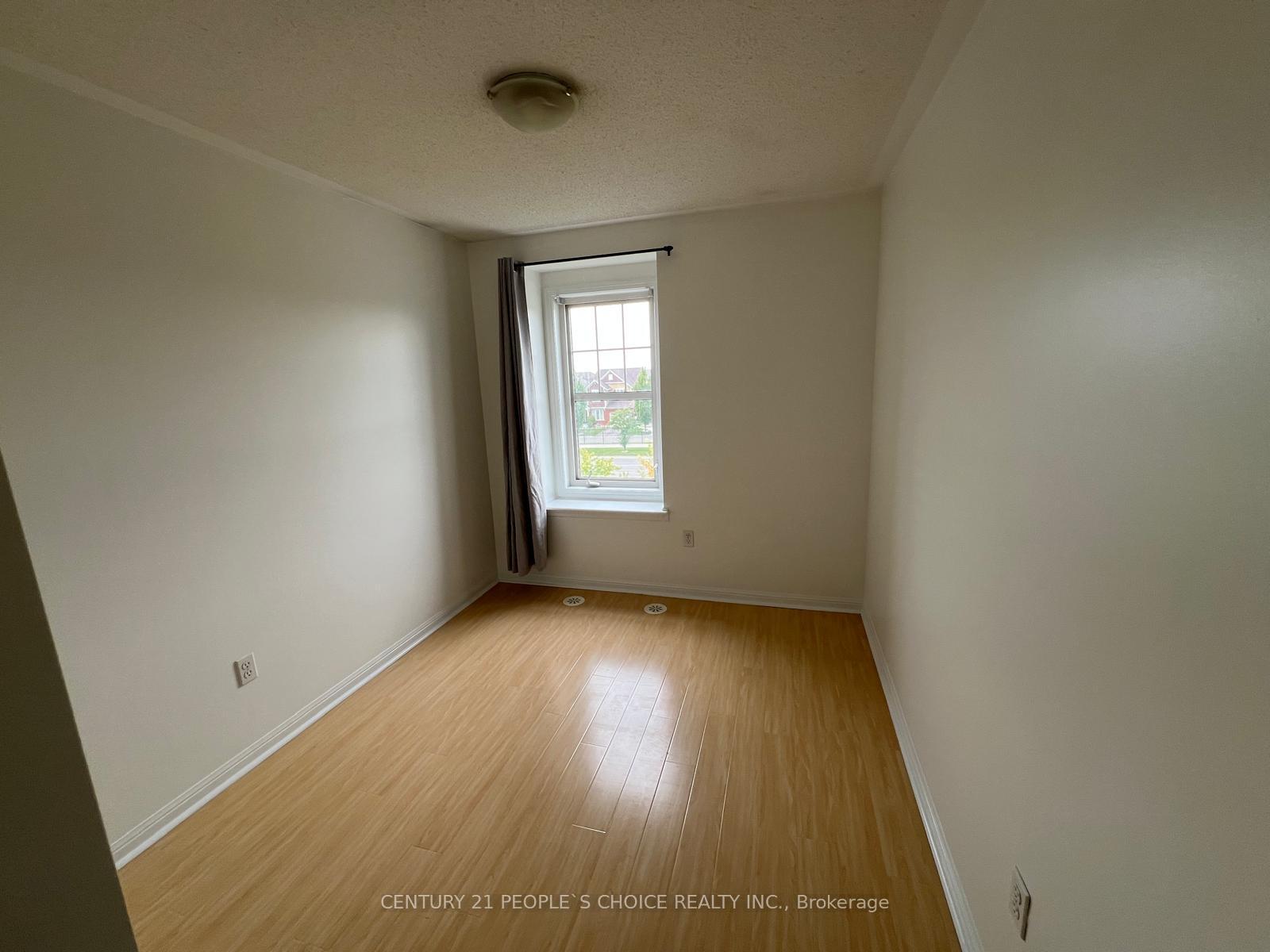 Photo 16 of 15 Lanternlight Lane, Brampton, Brampton North — HOMEH