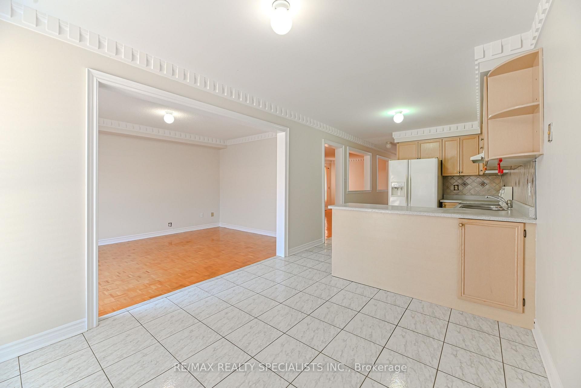Photo 36 of 25 Chadwick Street E, Brampton, Fletcher's Meadow — HOMEH