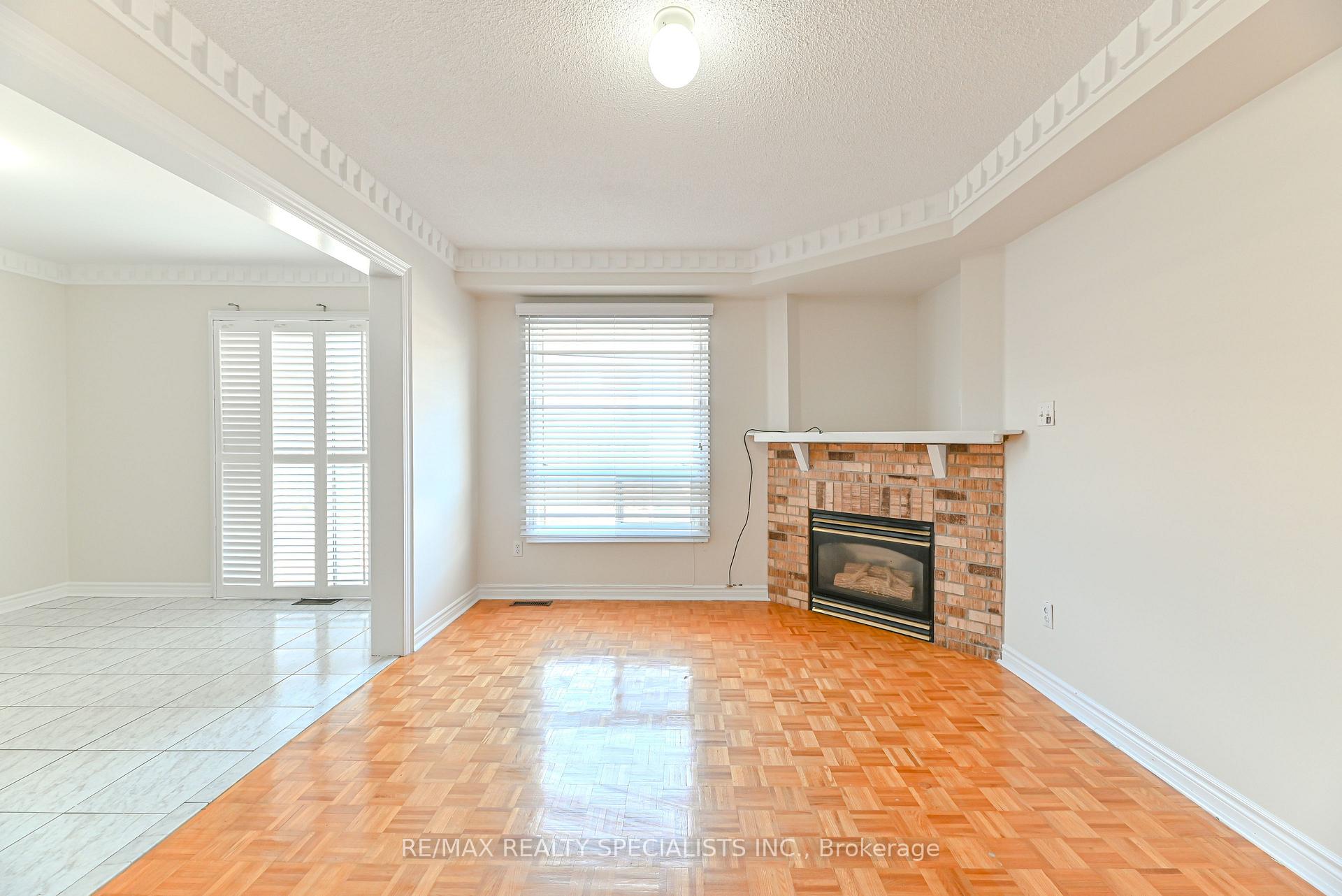 Photo 27 of 25 Chadwick Street E, Brampton, Fletcher's Meadow — HOMEH