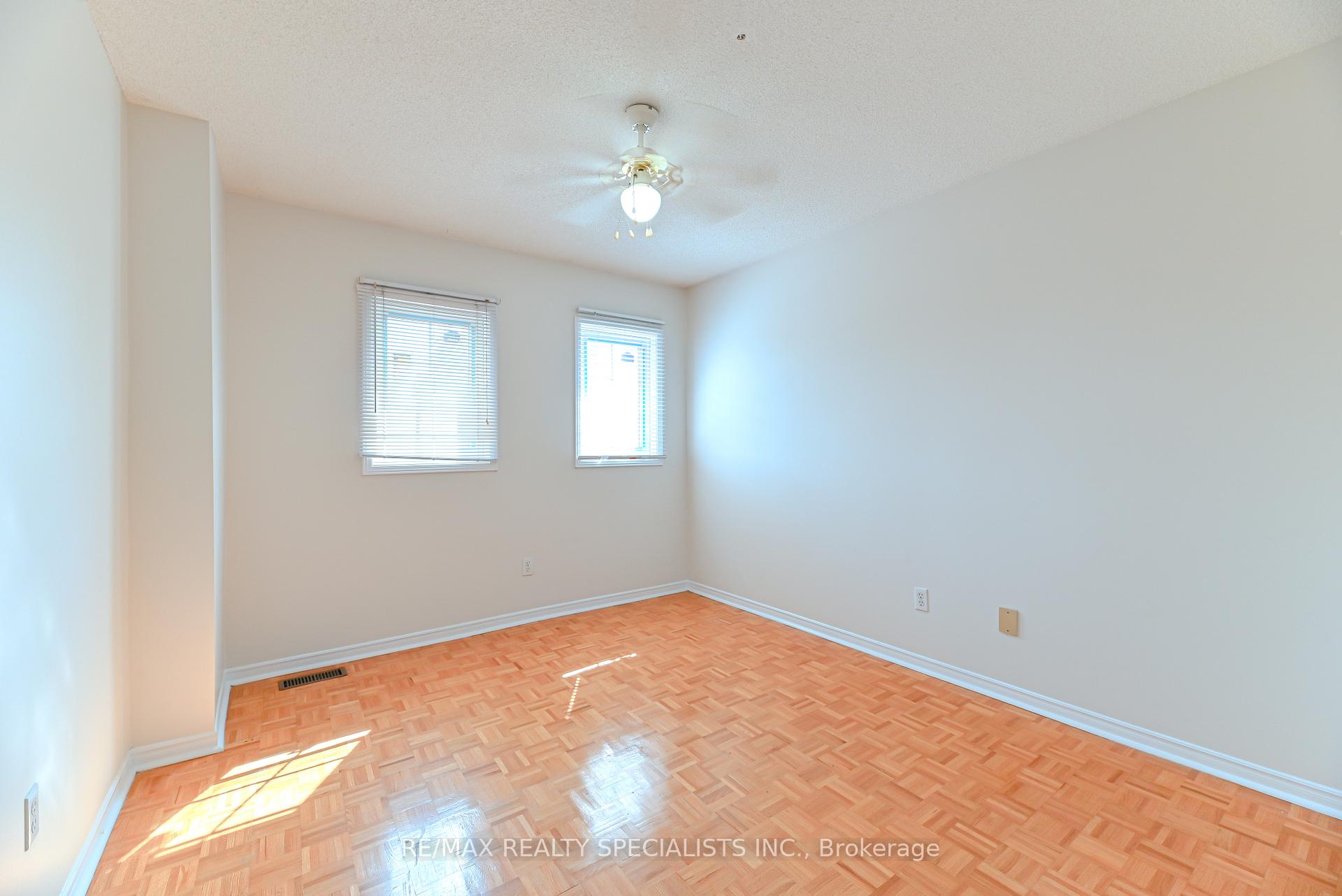Photo 29 of 25 Chadwick Street E, Brampton, Fletcher's Meadow — HOMEH