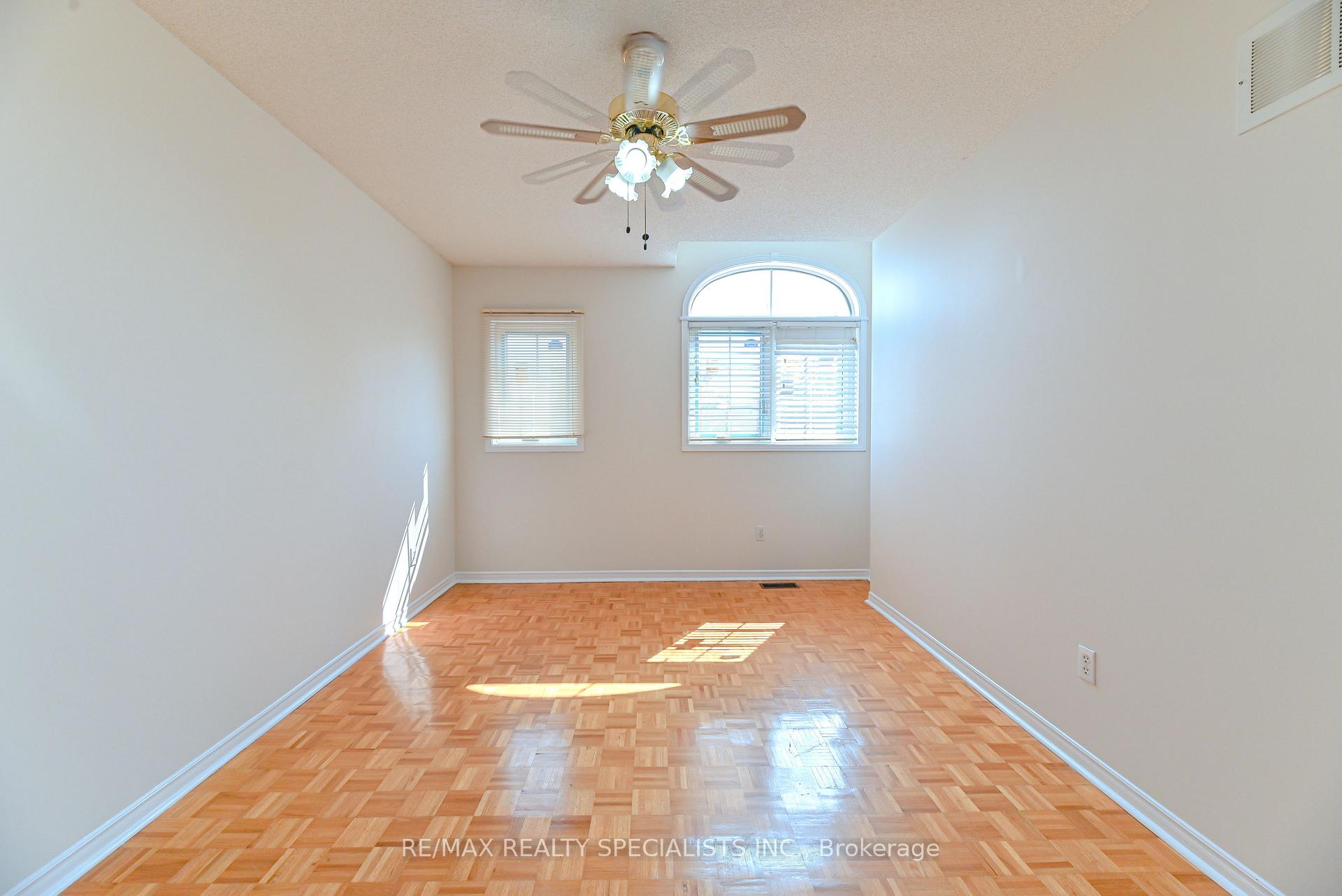 Photo 38 of 25 Chadwick Street E, Brampton, Fletcher's Meadow — HOMEH