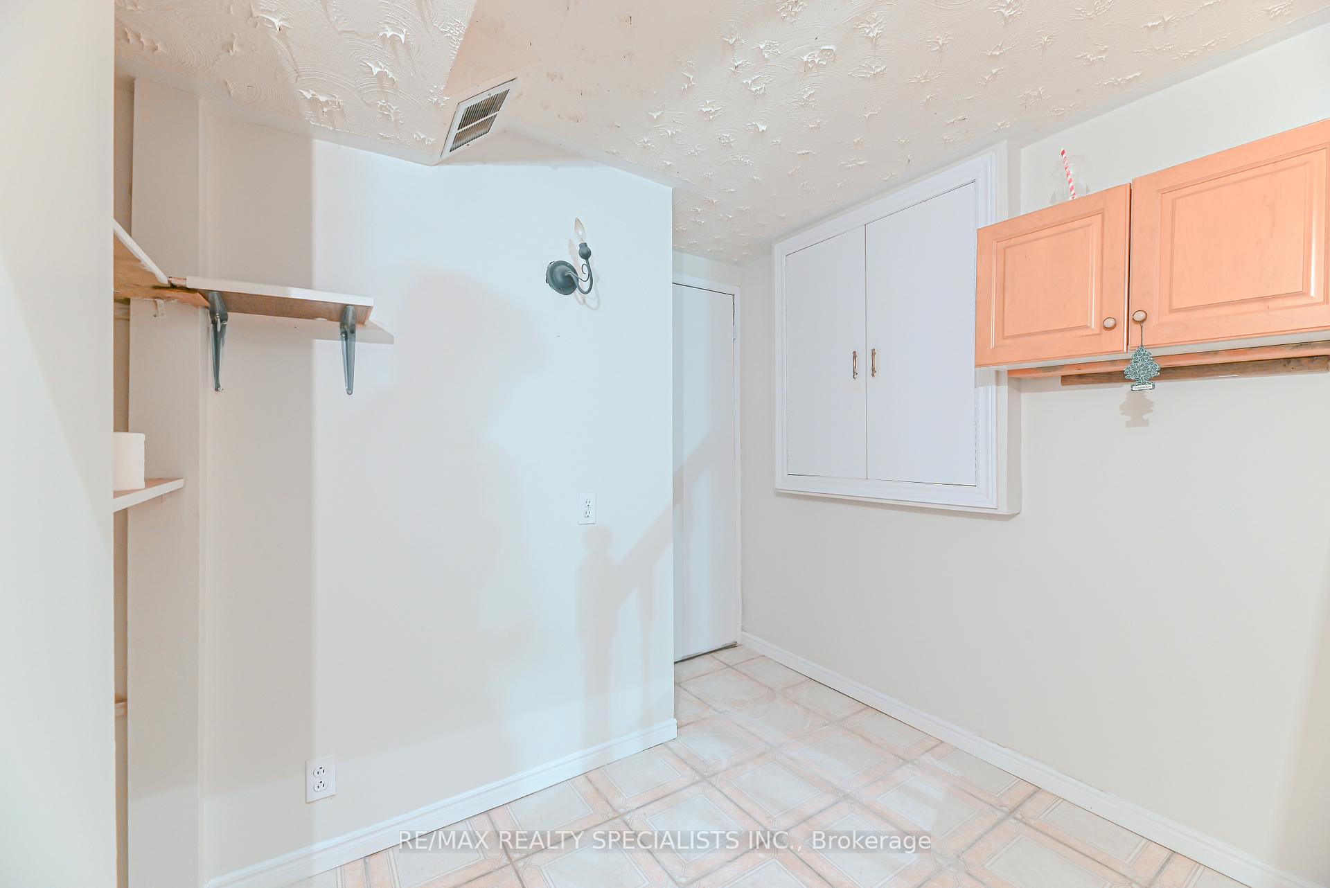 Photo 37 of 25 Chadwick Street E, Brampton, Fletcher's Meadow — HOMEH