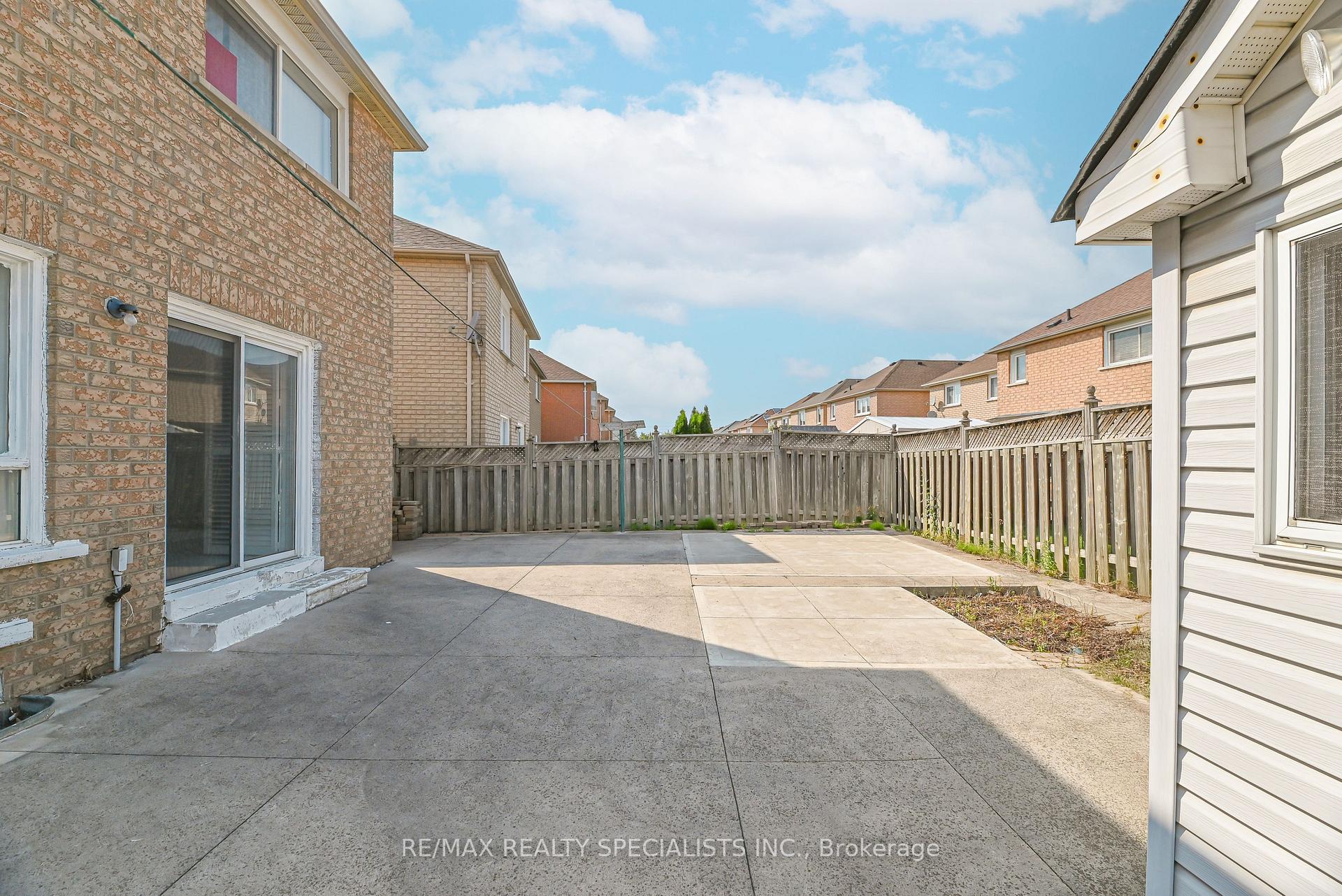 Photo 44 of 25 Chadwick Street E, Brampton, Fletcher's Meadow — HOMEH