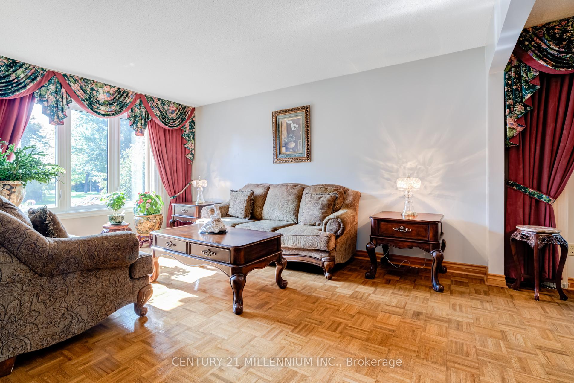 Photo 25 of 44 Reeve Road, Brampton, Brampton West — HOMEH