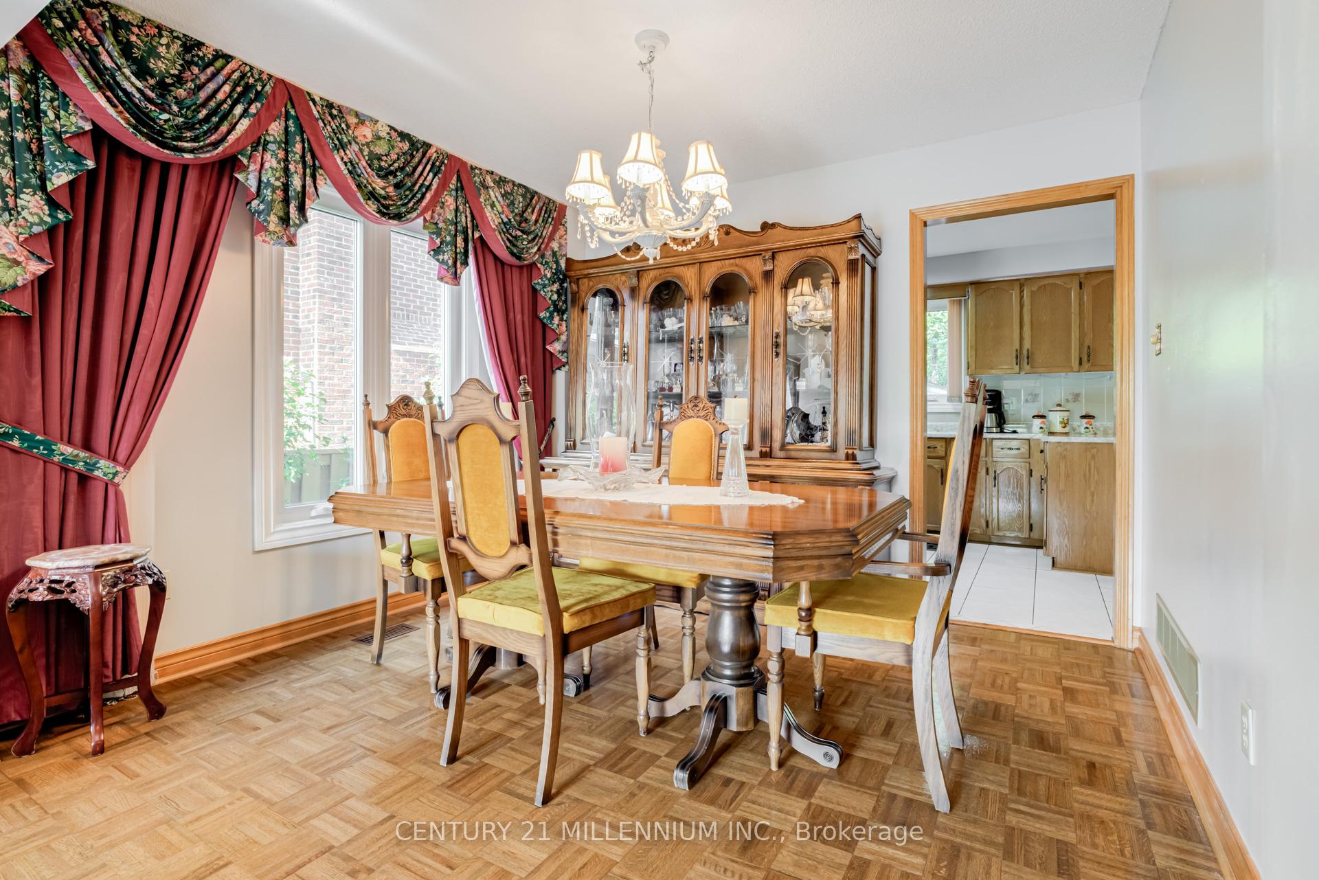 Photo 6 of 44 Reeve Road, Brampton, Brampton West — HOMEH