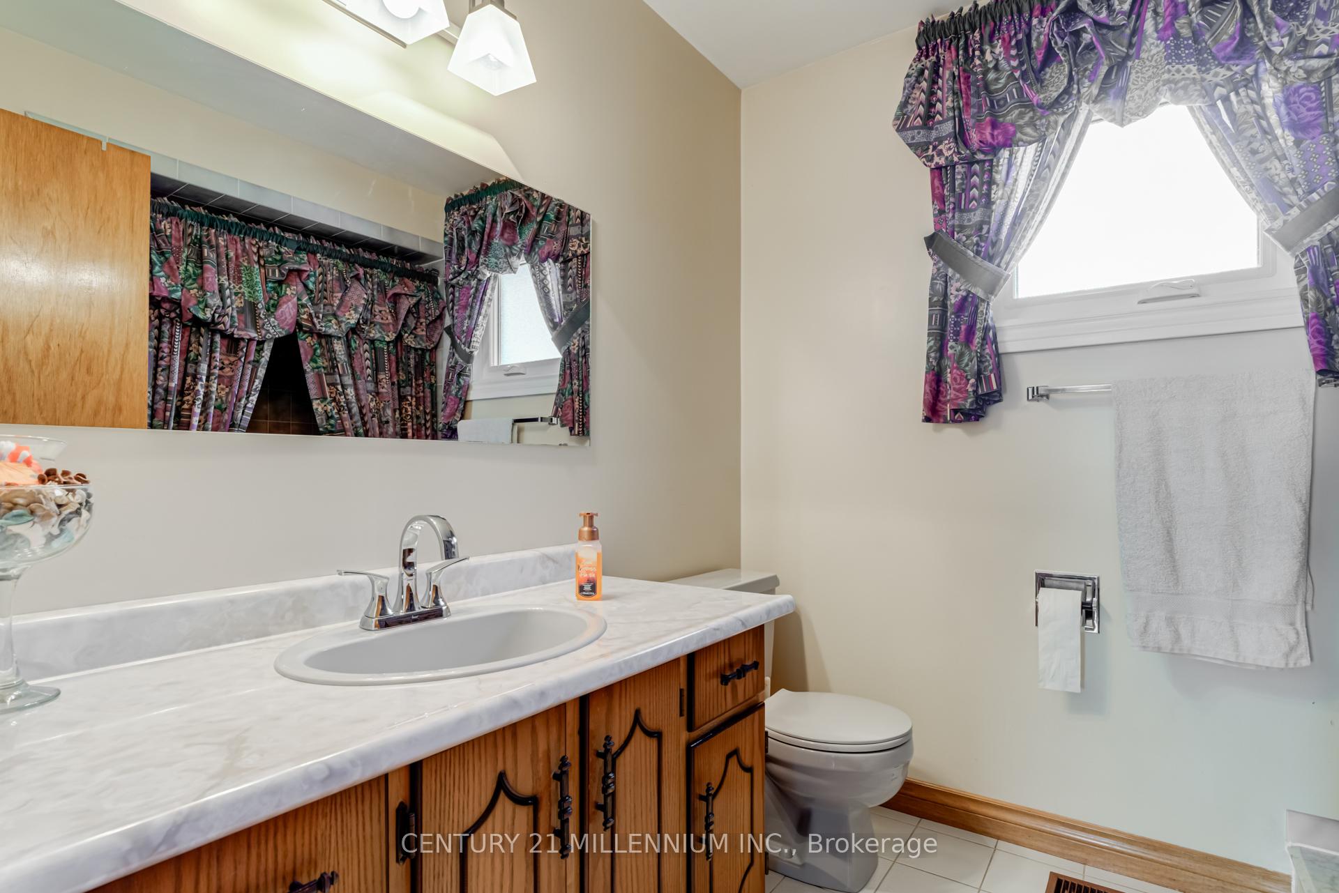Photo 15 of 44 Reeve Road, Brampton, Brampton West — HOMEH
