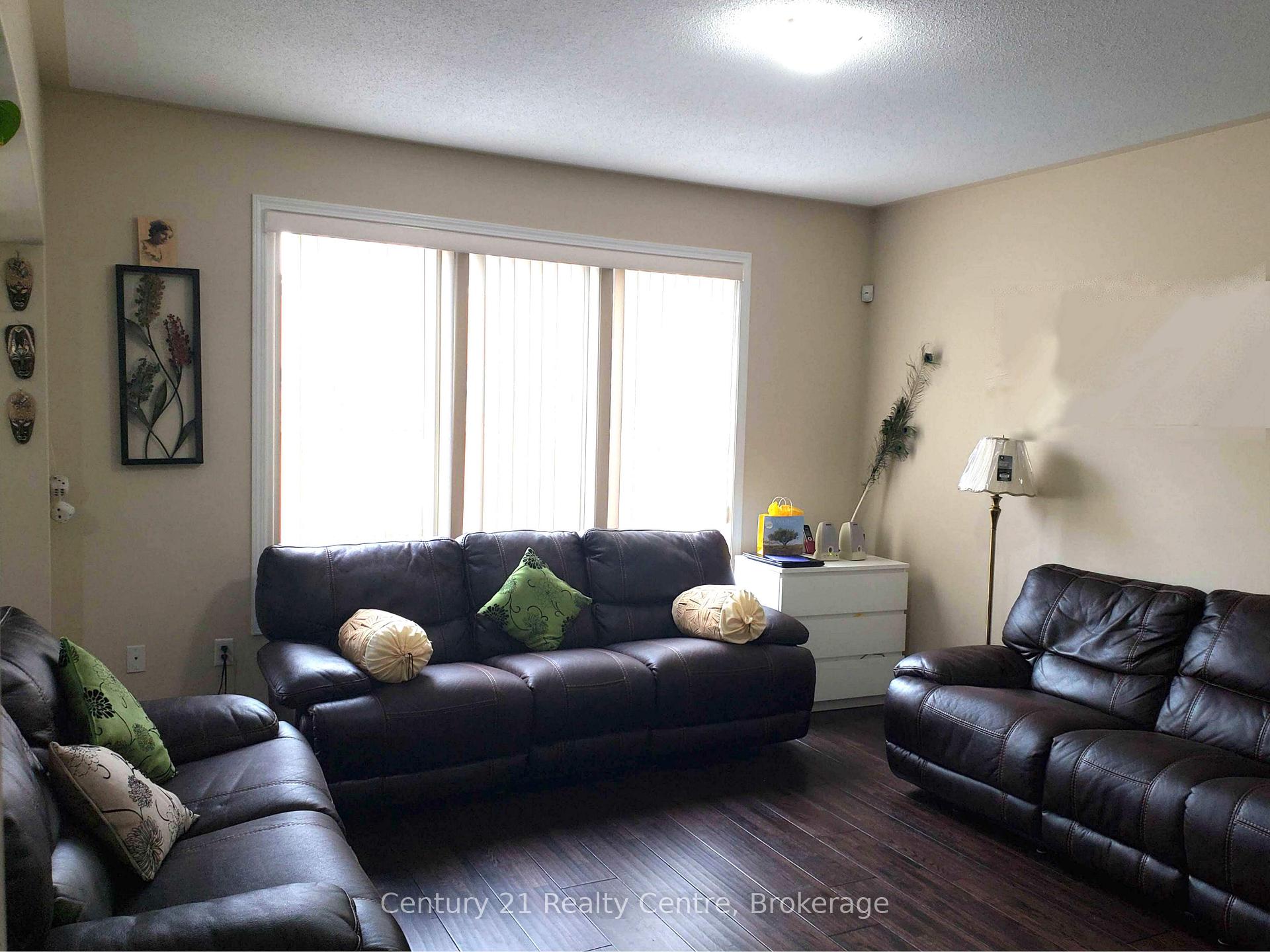 Photo 3 of 31 Lesabre Crescent N, Brampton, Bram East — HOMEH