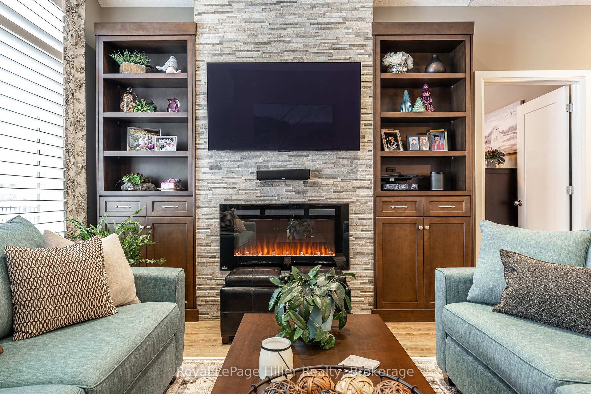 Photo 36 of 687 Forman Avenue, Stratford — HOMEH