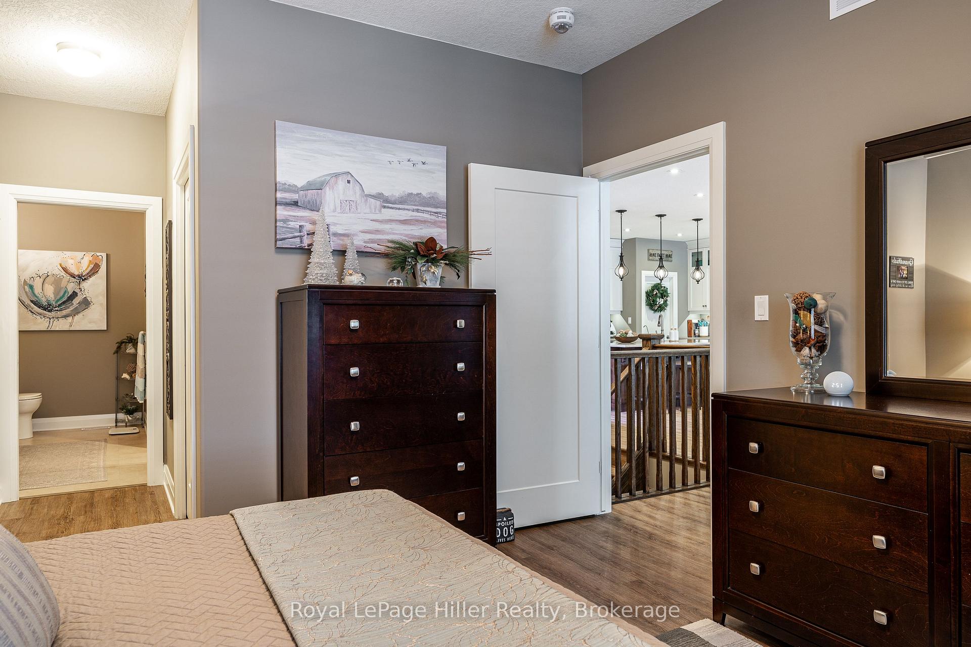 Photo 29 of 687 Forman Avenue, Stratford — HOMEH