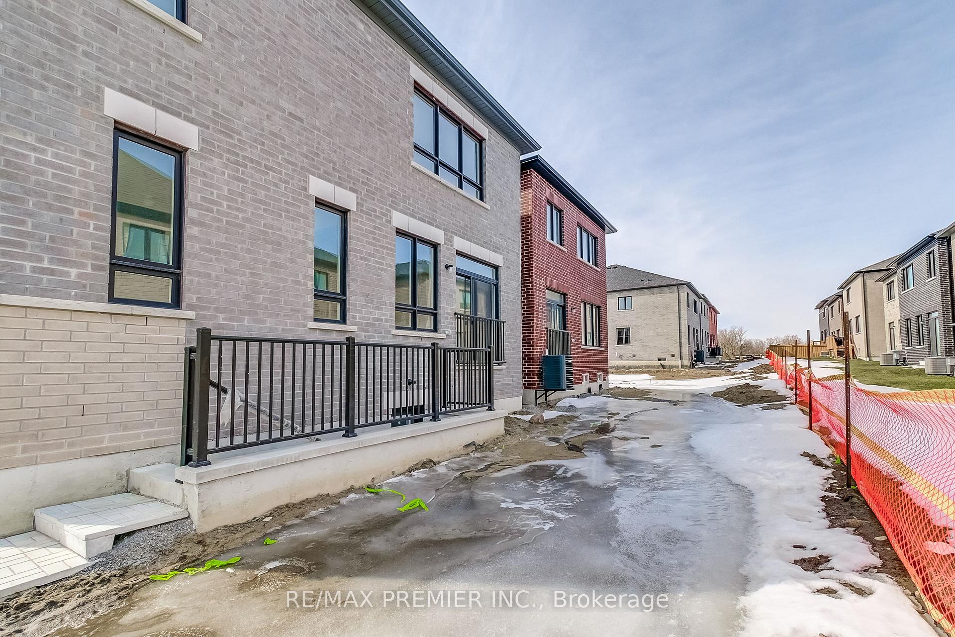 Photo 20 of 1909 Passionfruit Grove, Pickering, Rural Pickering — HOMEH