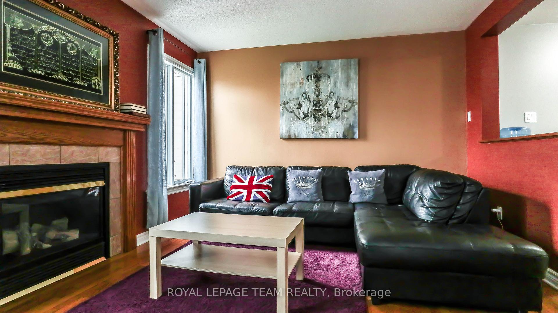 Photo 8 of 17 Alameda Way, Ottawa, Barrhaven - Longfields — HOMEH