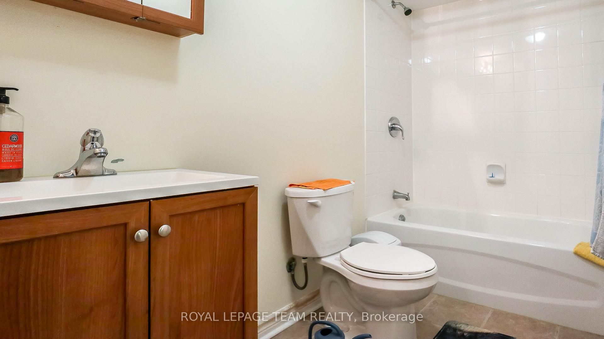 Photo 18 of 17 Alameda Way, Ottawa, Barrhaven - Longfields — HOMEH
