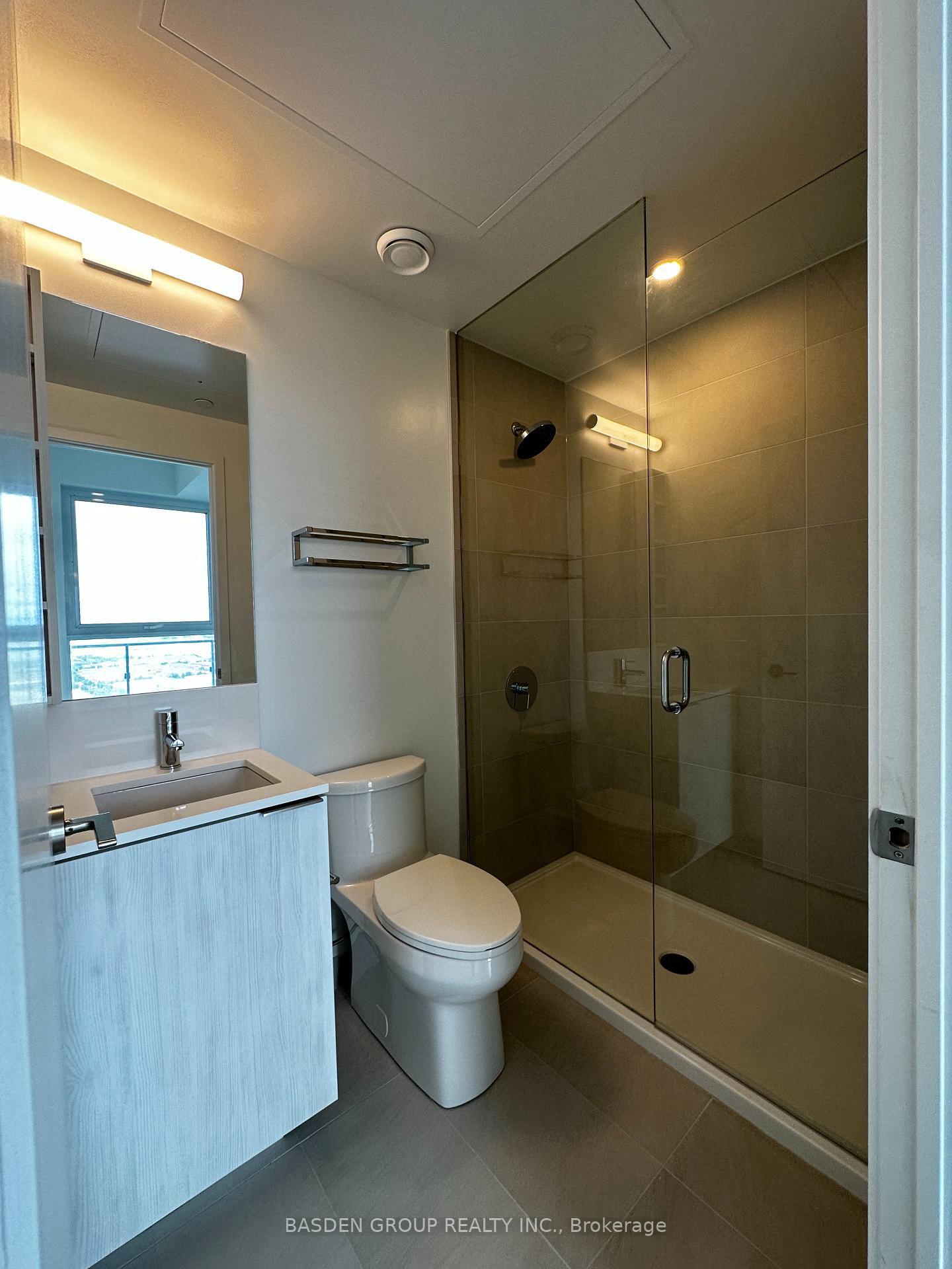 Photo 9 of Unit 3207, 7890 Jane Street, Vaughan, Vaughan Corporate Centre — HOMEH