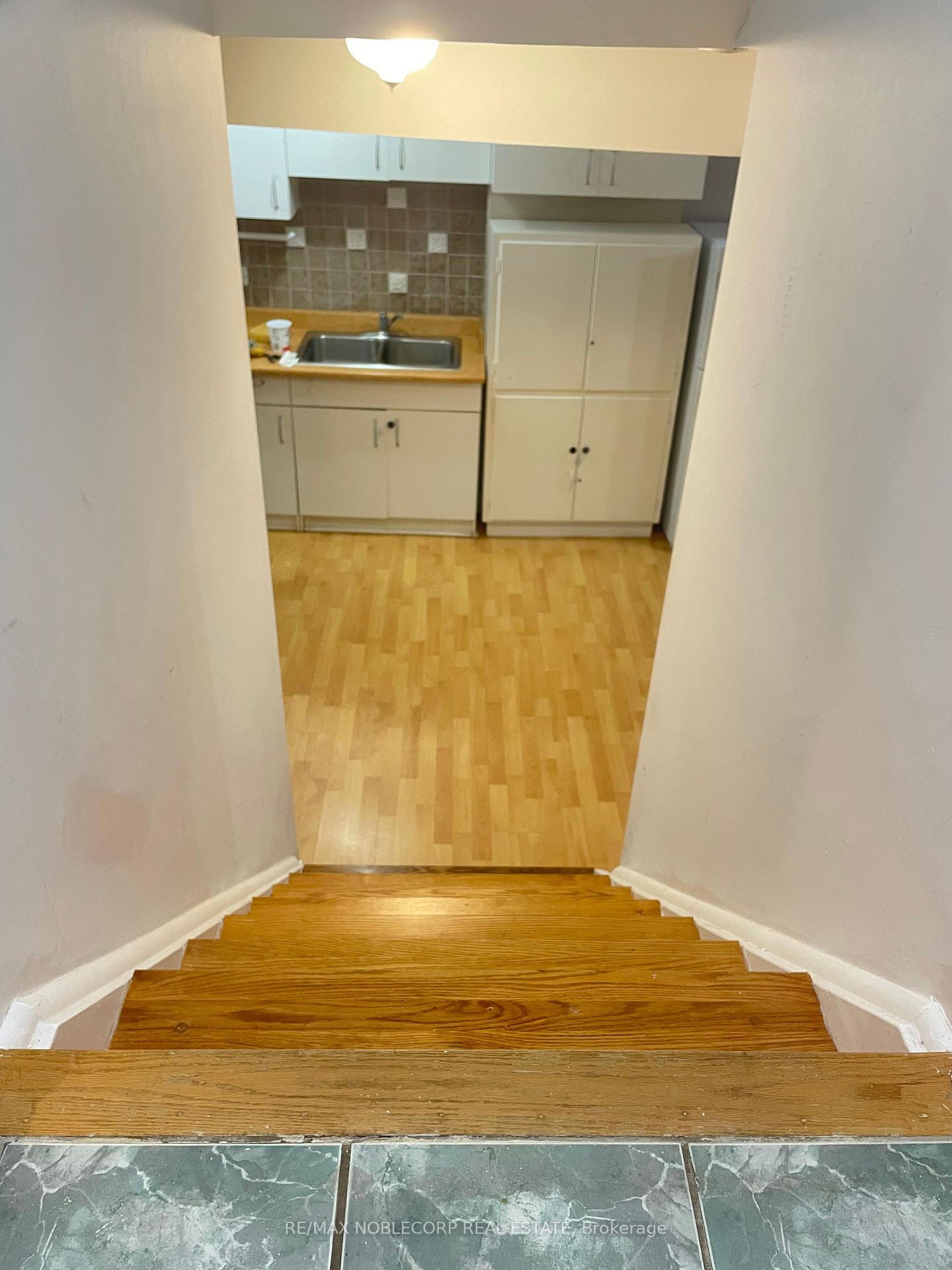 Photo 1 of Unit Bsmt, 18 Kingly Crest Way, Vaughan, Sonoma Heights — HOMEH