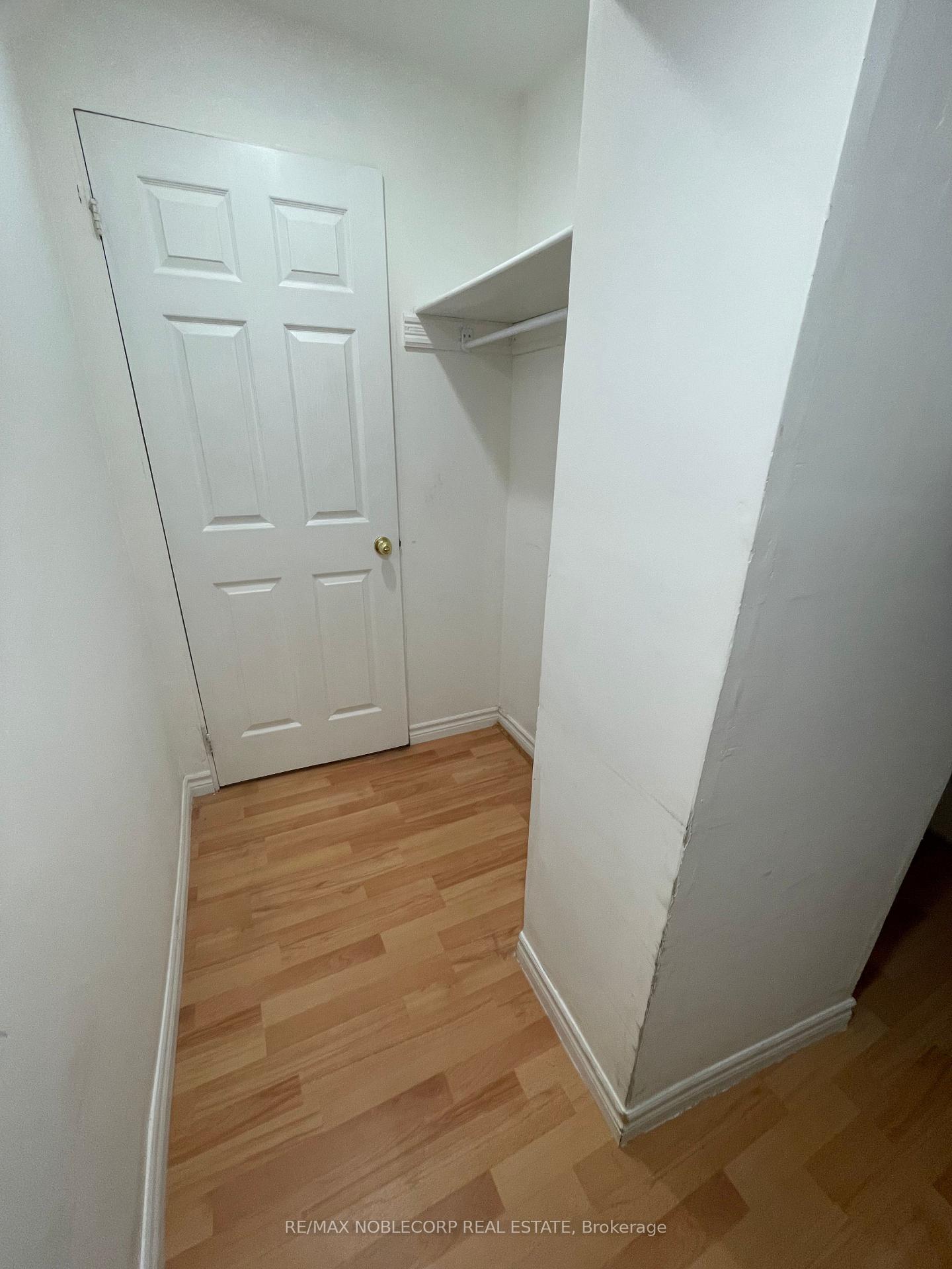 Photo 8 of Unit Bsmt, 18 Kingly Crest Way, Vaughan, Sonoma Heights — HOMEH