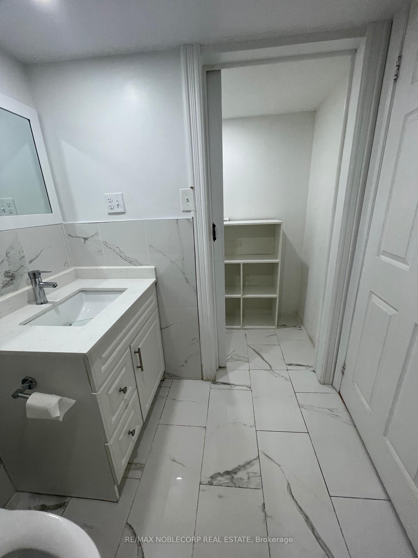 Photo 17 of Unit Bsmt, 18 Kingly Crest Way, Vaughan, Sonoma Heights — HOMEH