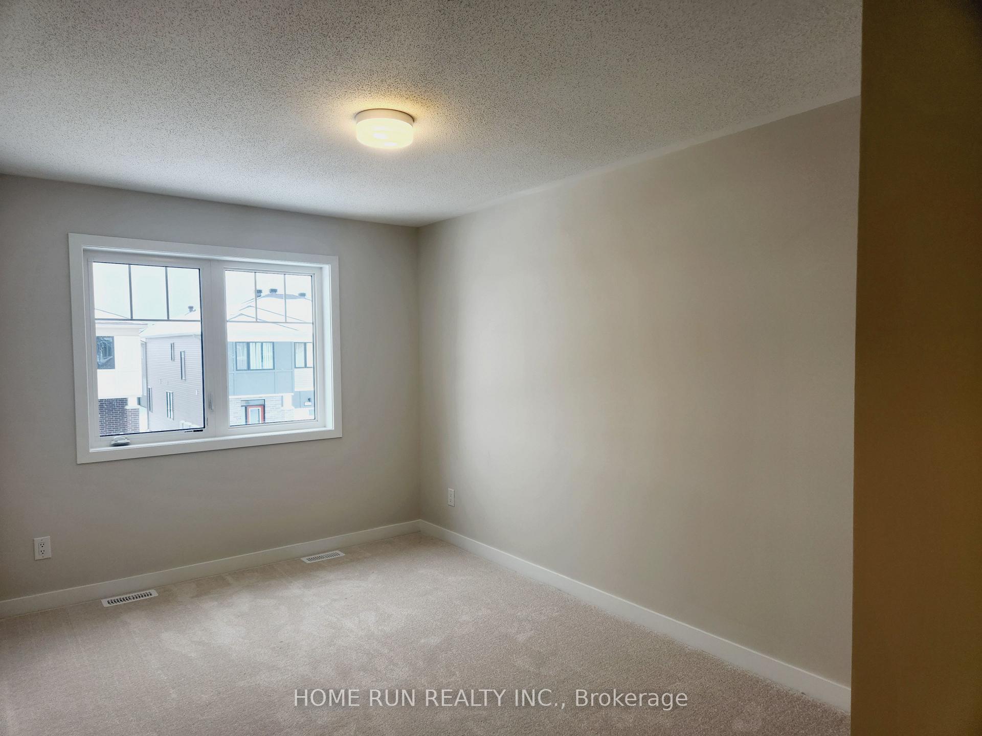 Photo 9 of 2499 Watercolours Way, Ottawa, Barrhaven - Half Moon Bay — HOMEH