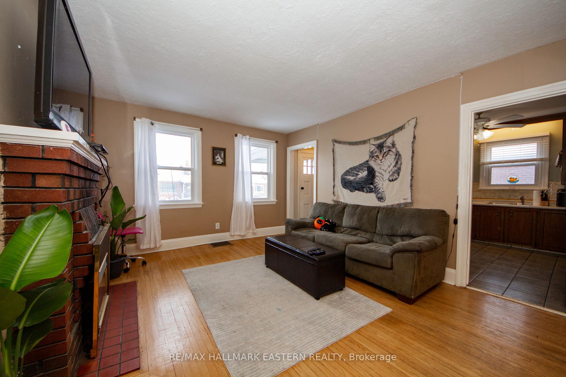 Photo 16 of 579 McCannan Avenue, Peterborough, Town Ward 3 — HOMEH