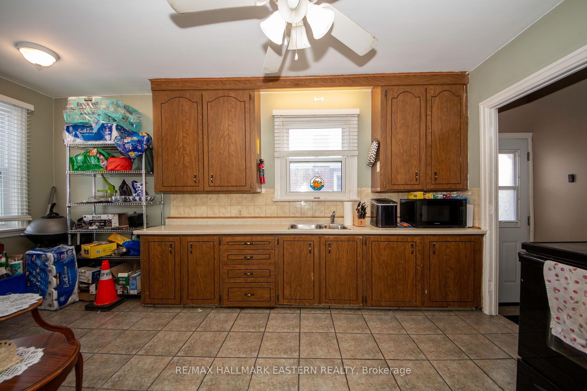 Photo 8 of 579 McCannan Avenue, Peterborough, Town Ward 3 — HOMEH