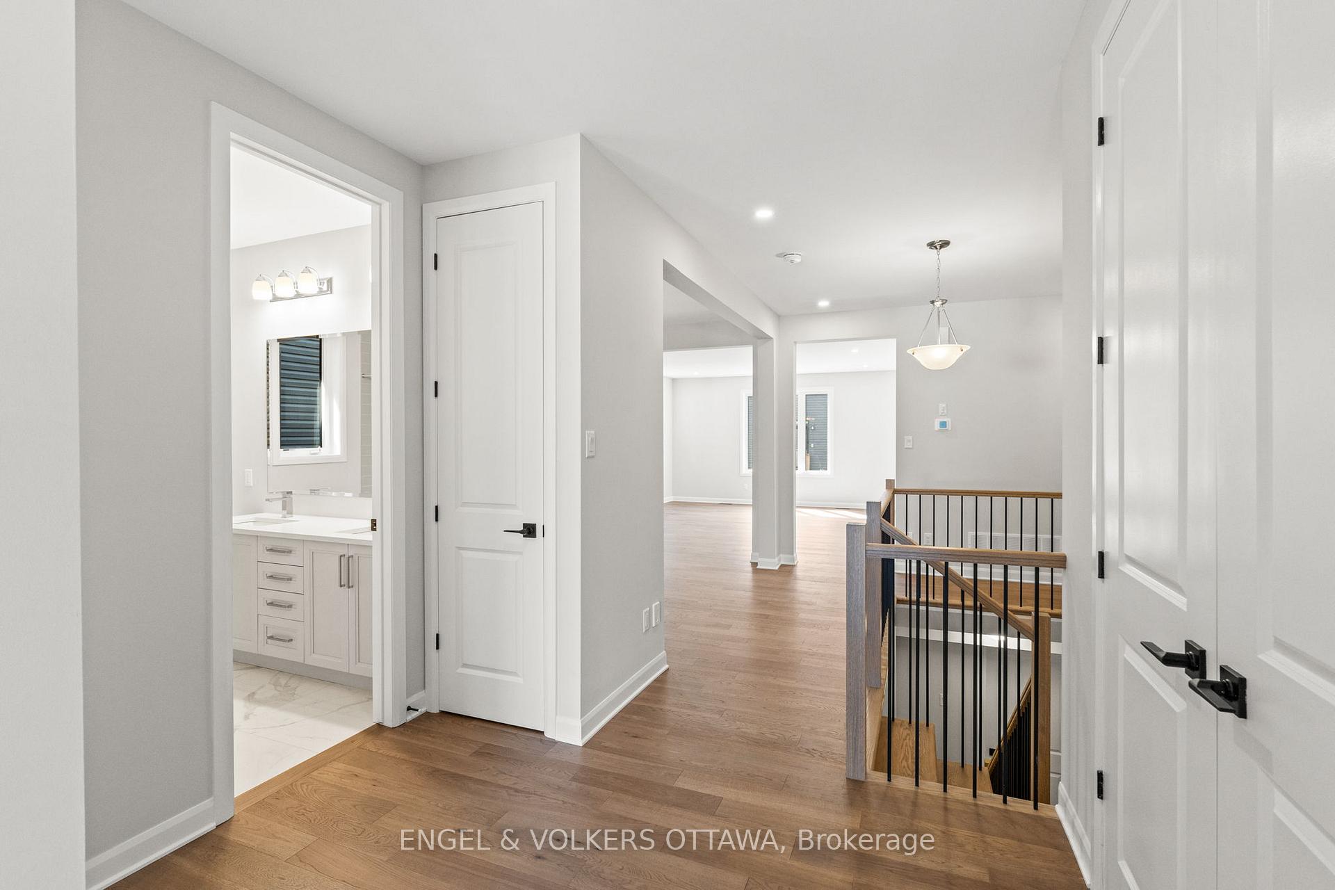 Photo 12 of 119 D'arleux Place, Ottawa, Mahogany Community — HOMEH