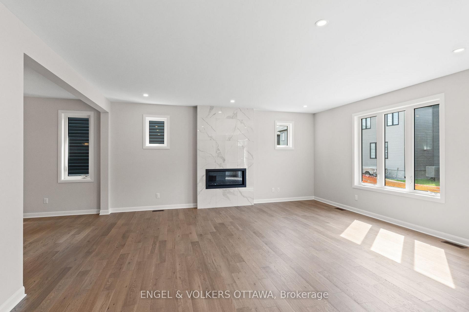 Photo 10 of 119 D'arleux Place, Ottawa, Mahogany Community — HOMEH