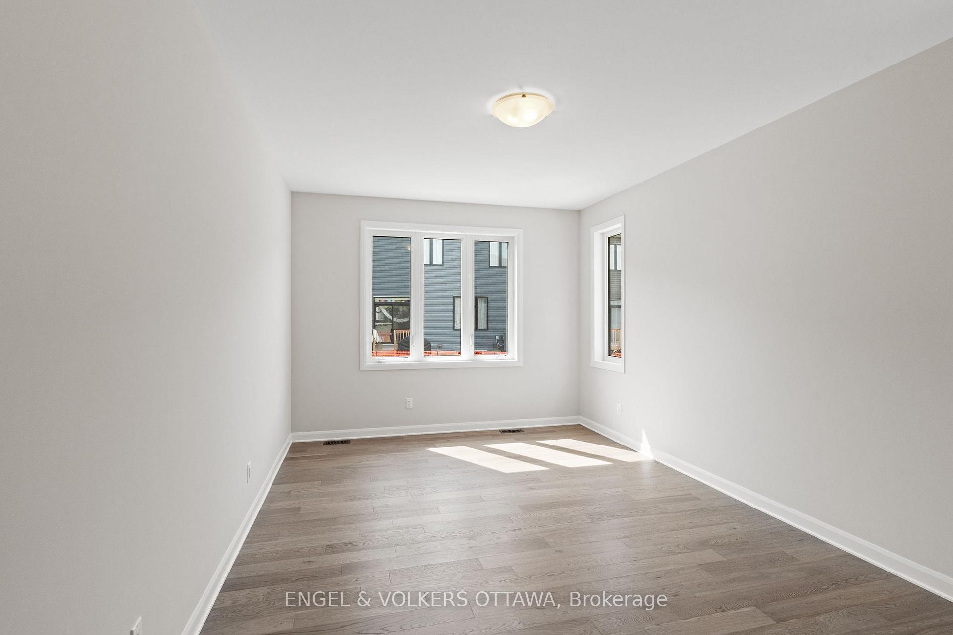 Photo 15 of 119 D'arleux Place, Ottawa, Mahogany Community — HOMEH
