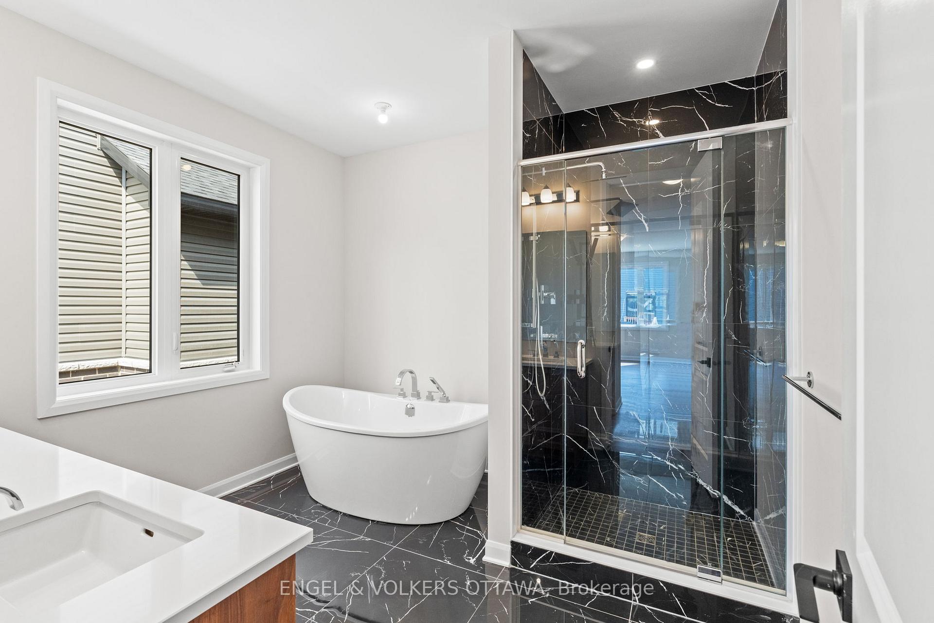 Photo 35 of 119 D'arleux Place, Ottawa, Mahogany Community — HOMEH