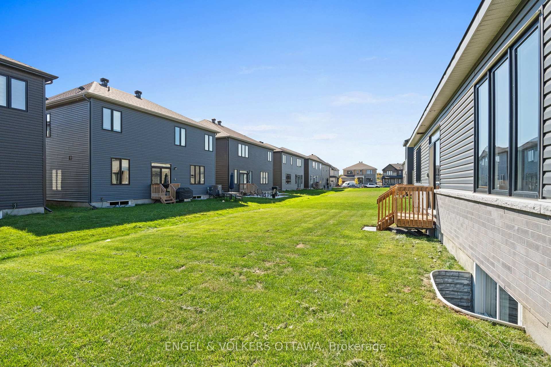 Photo 27 of 119 D'arleux Place, Ottawa, Mahogany Community — HOMEH