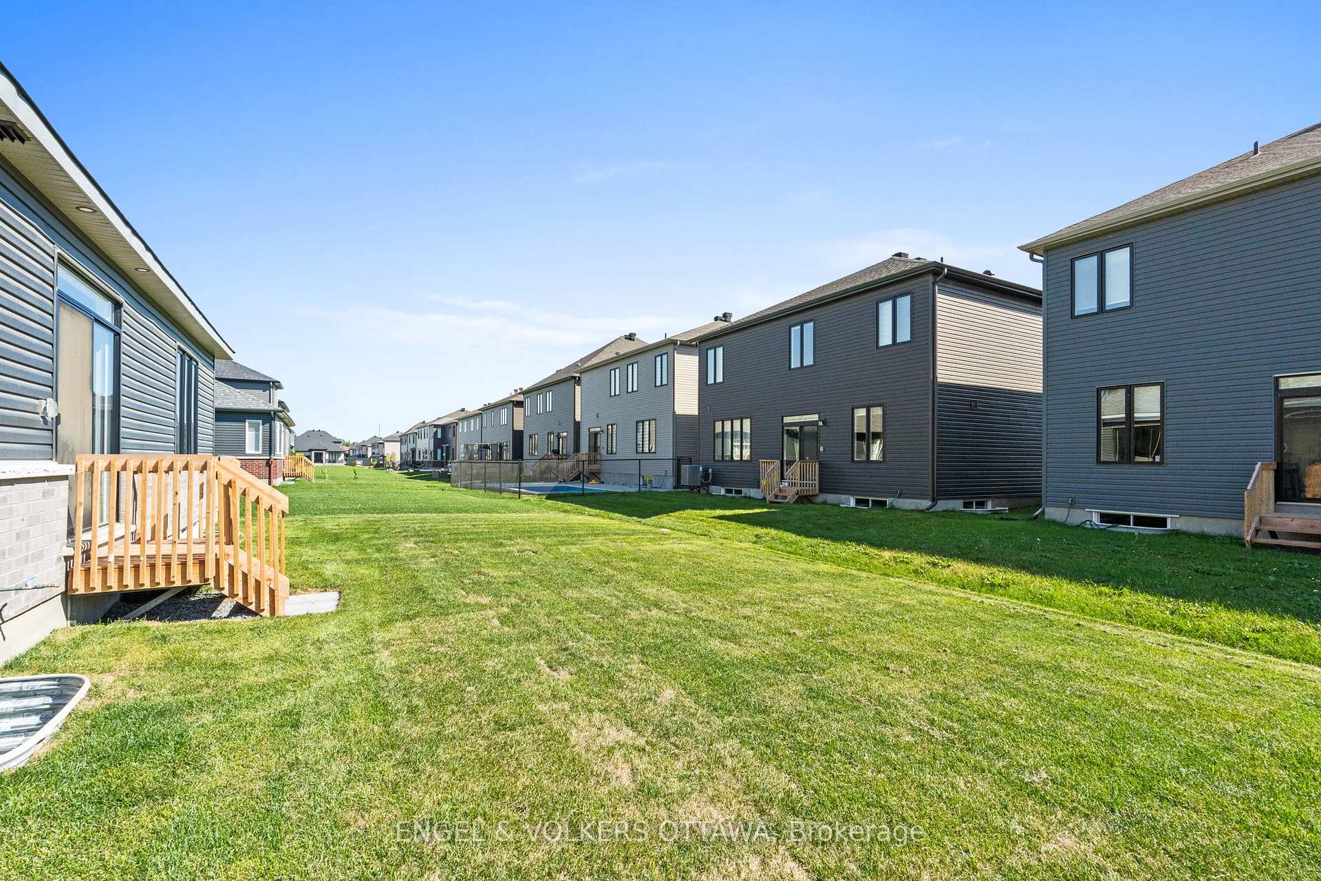 Photo 32 of 119 D'arleux Place, Ottawa, Mahogany Community — HOMEH