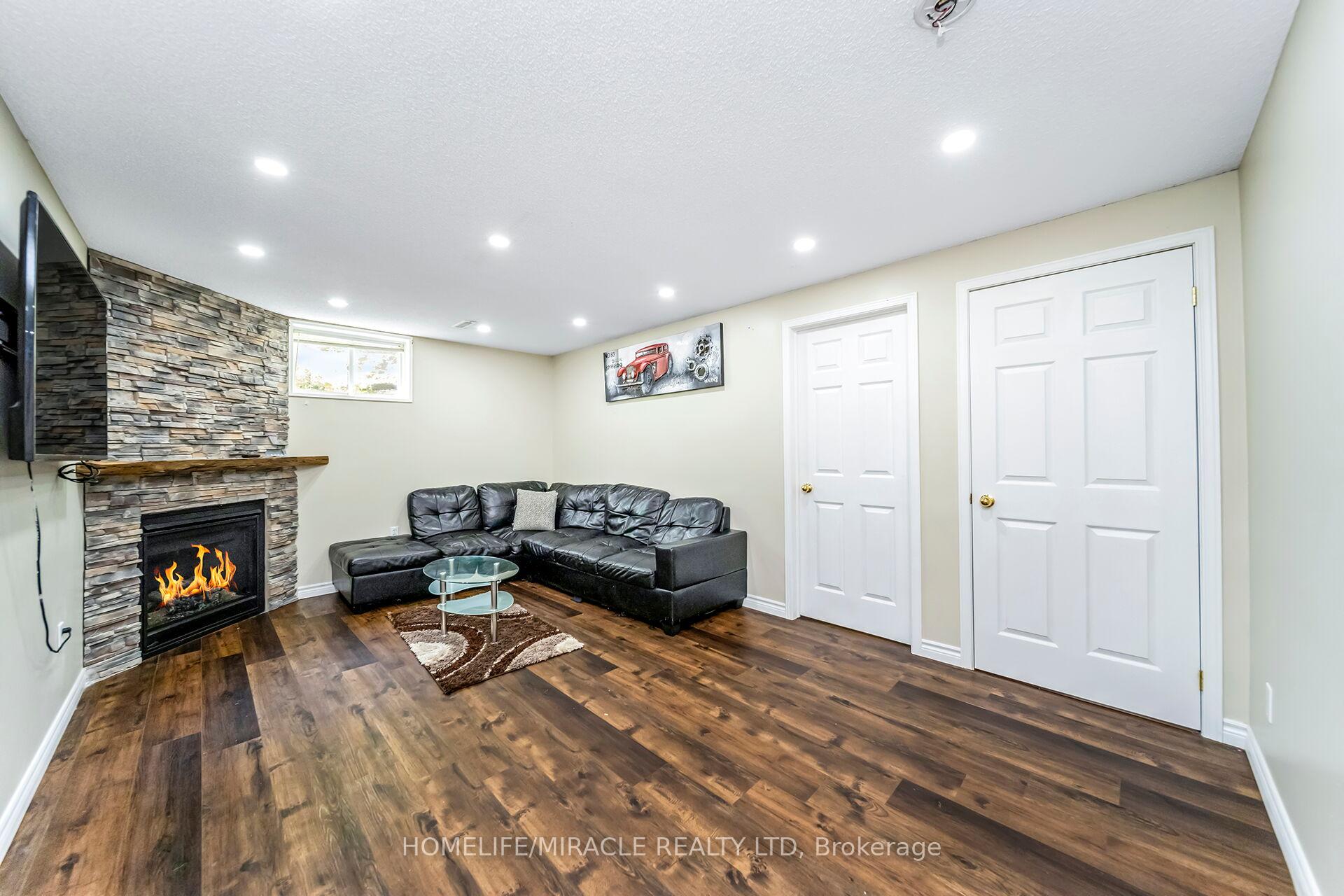 Photo 28 of 24 Chiccony Court, New Tecumseth, Beeton — HOMEH