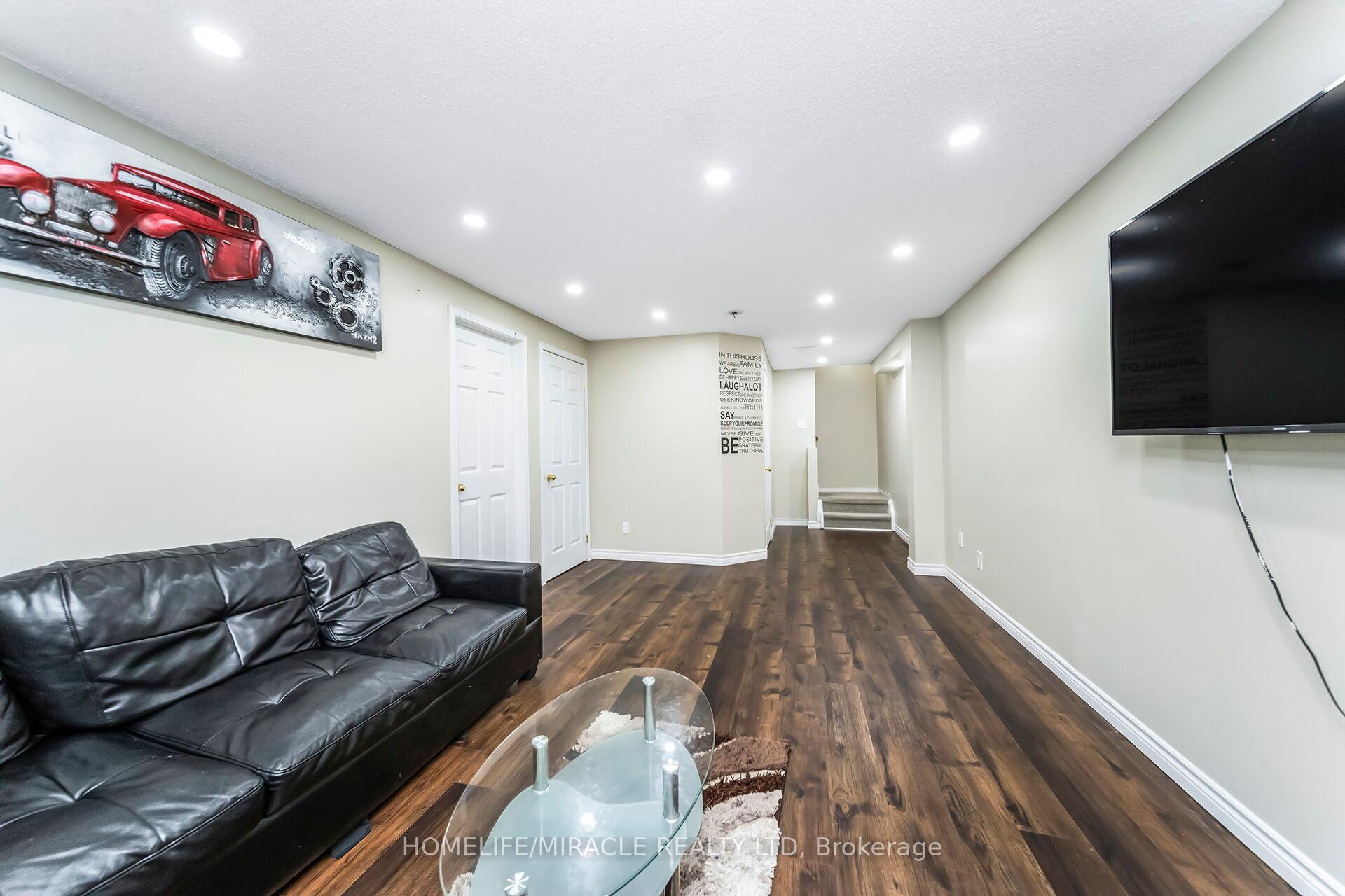 Photo 26 of 24 Chiccony Court, New Tecumseth, Beeton — HOMEH